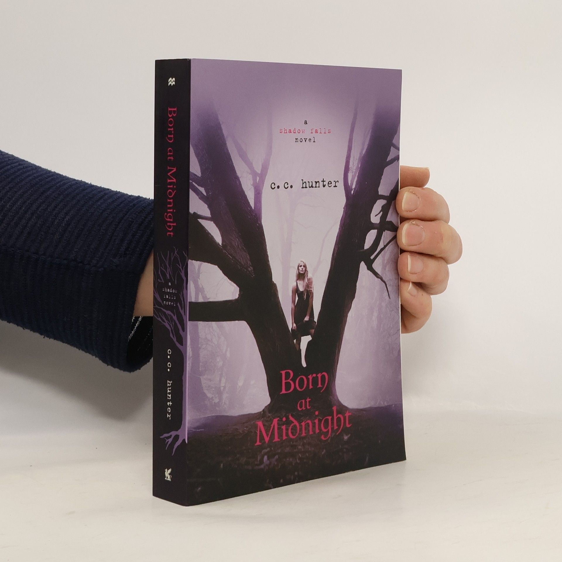 C.C. Hunter Shadow Falls, Born at Midnight. Shadow Falls Camp - Geboren um Mitternacht, englische Ausgabe