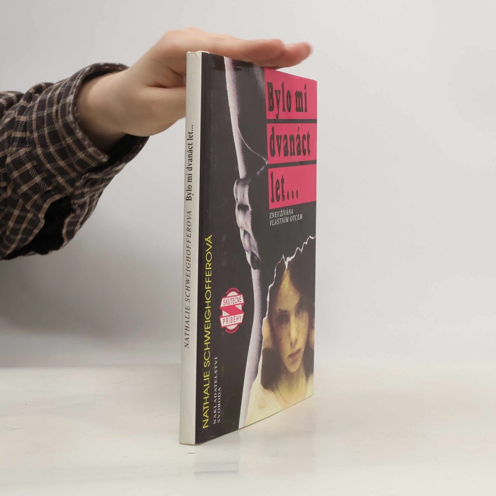 Nathalie Schweighoffer Bylo mi dvanáct let...