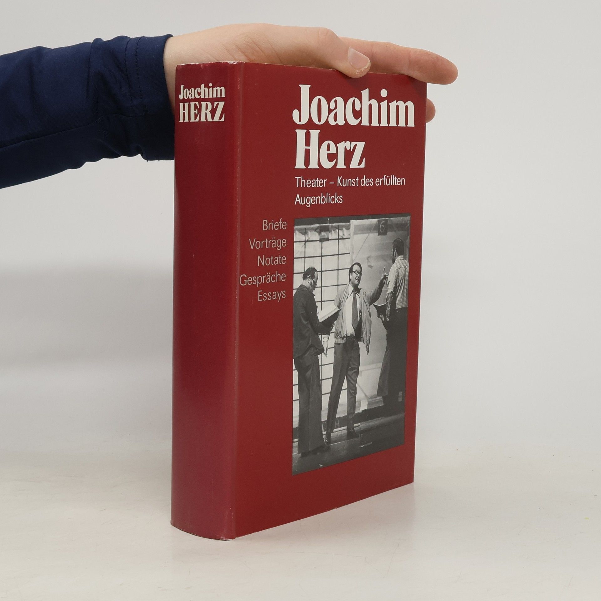 Theater - Kunst des erfüllten Augenblicks