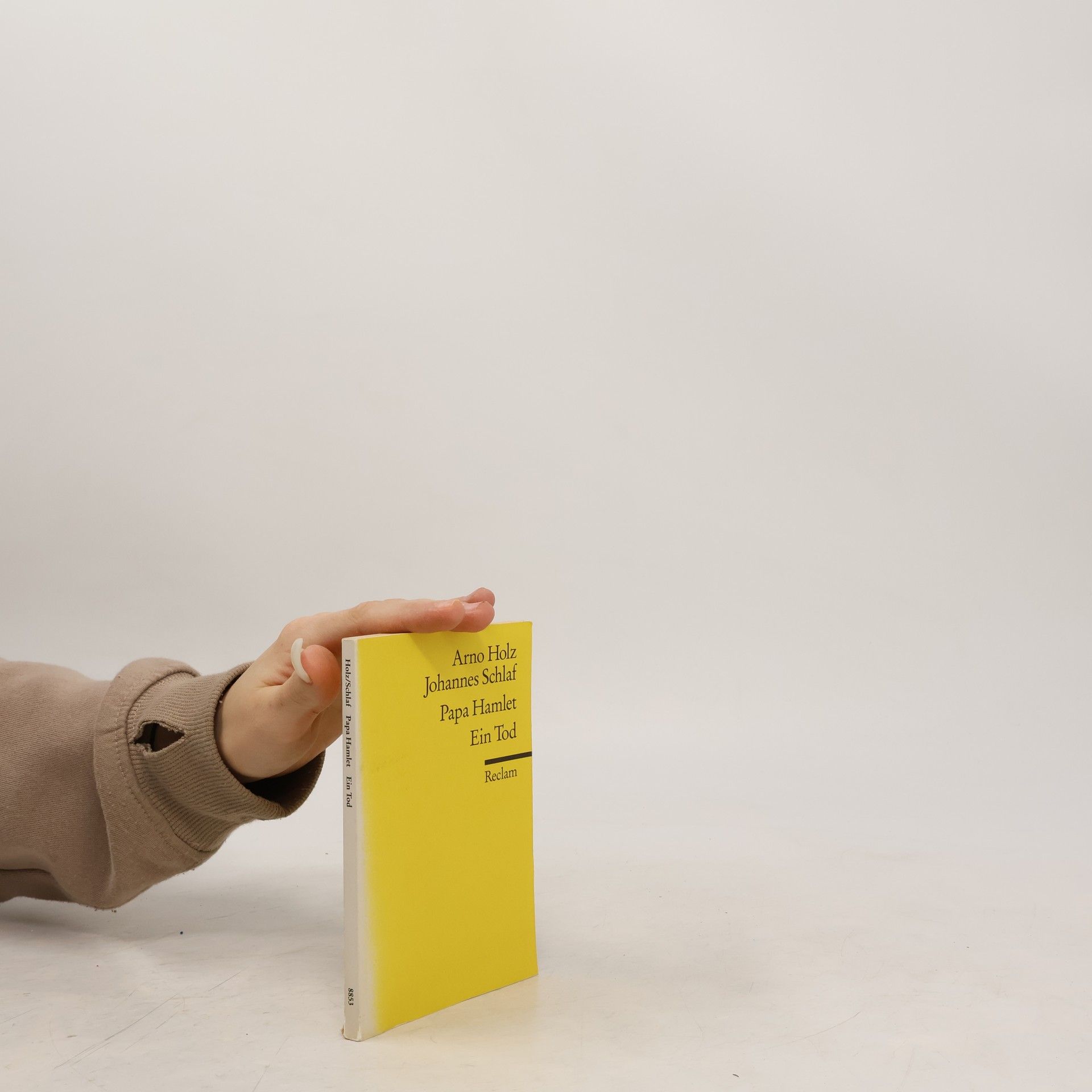 Papa Hamlet ; Ein Tod