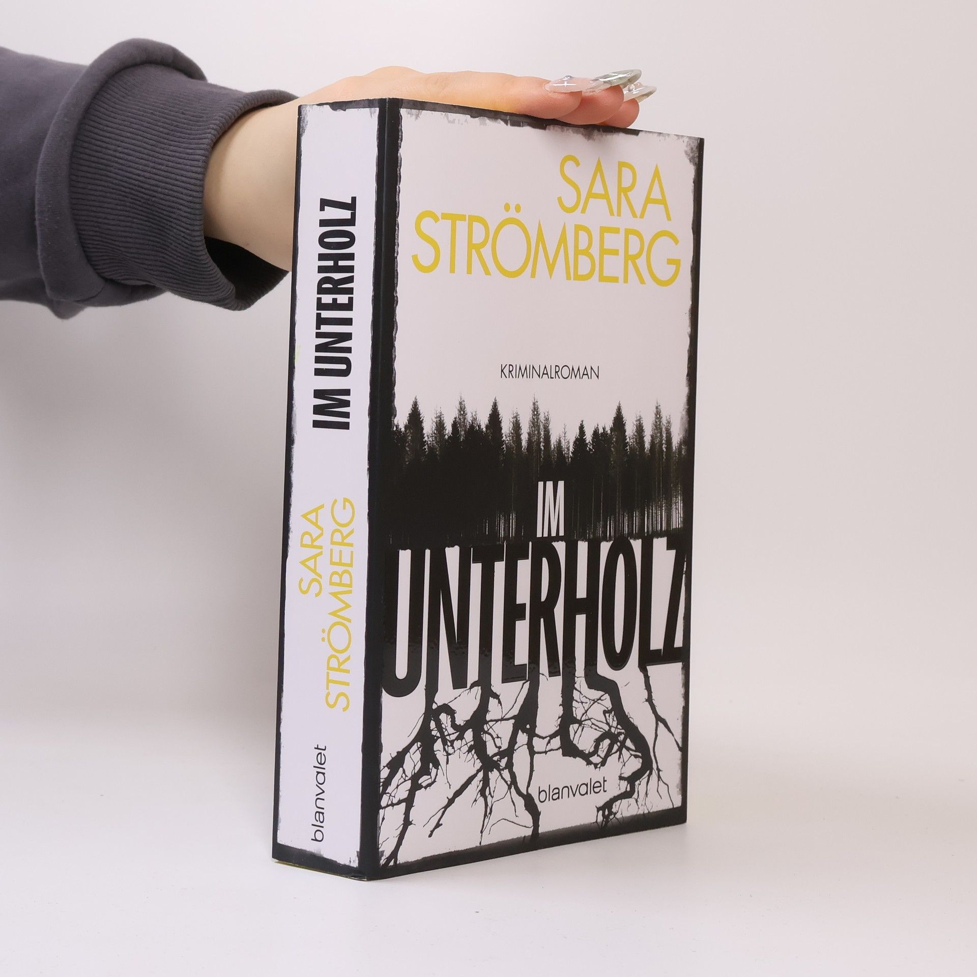 Sara Strömberg Im Unterholz