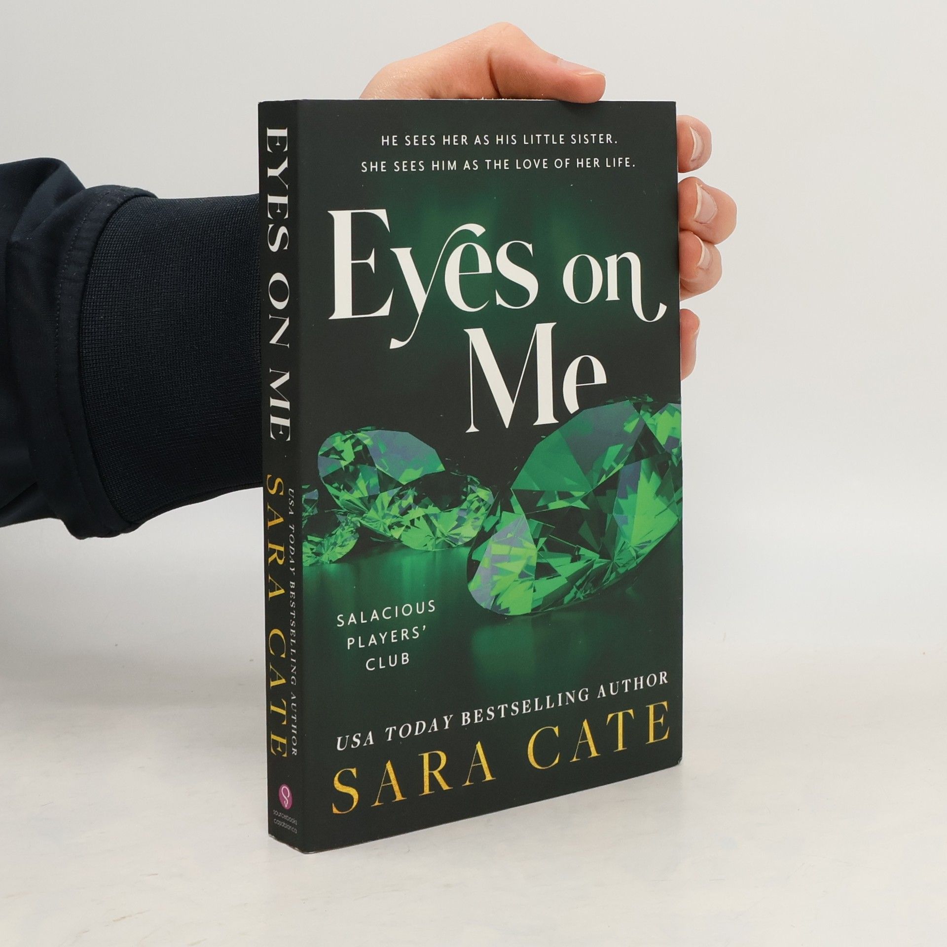 Sara Cate Eyes on Me