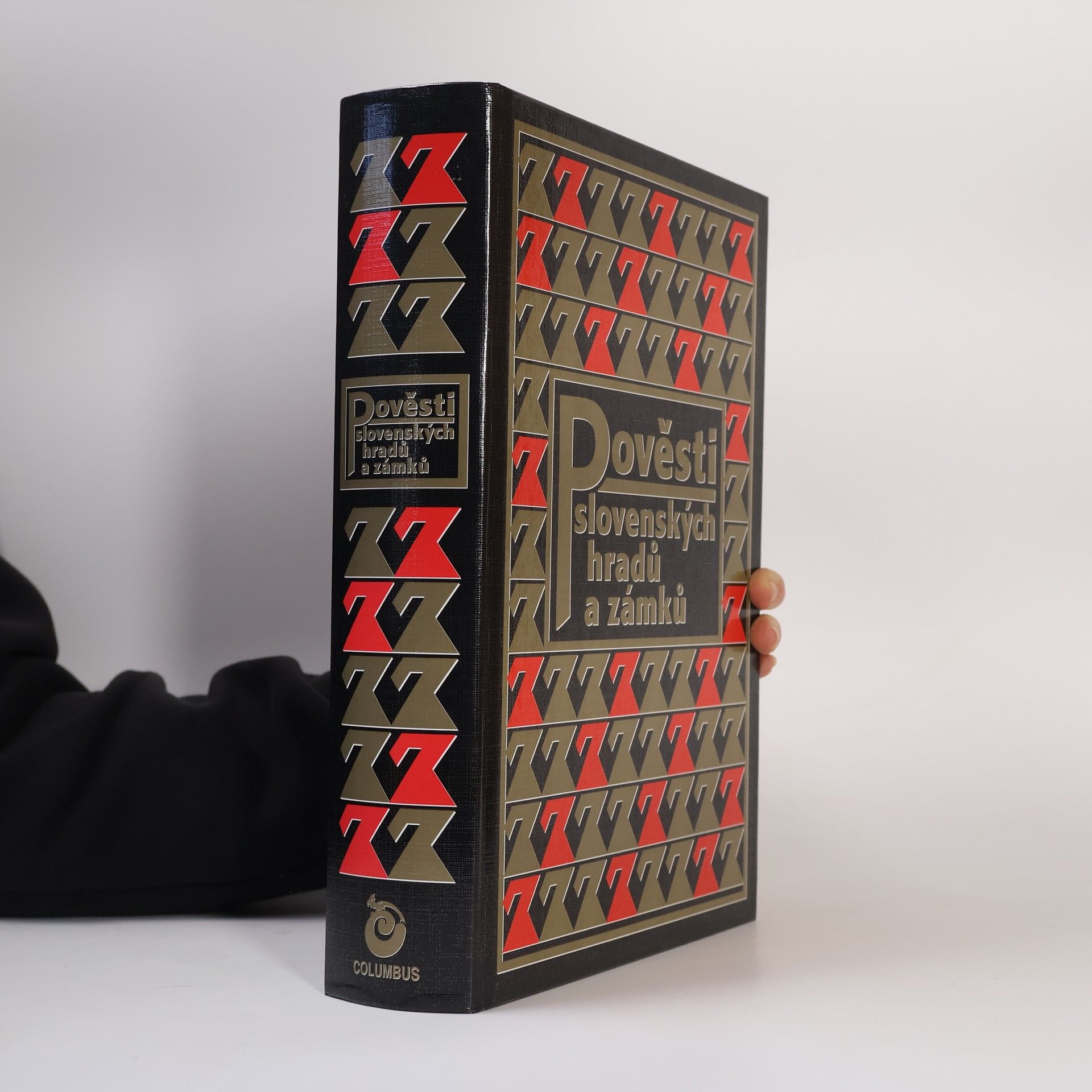 František Jura Pověsti slovenských hradů a zámků