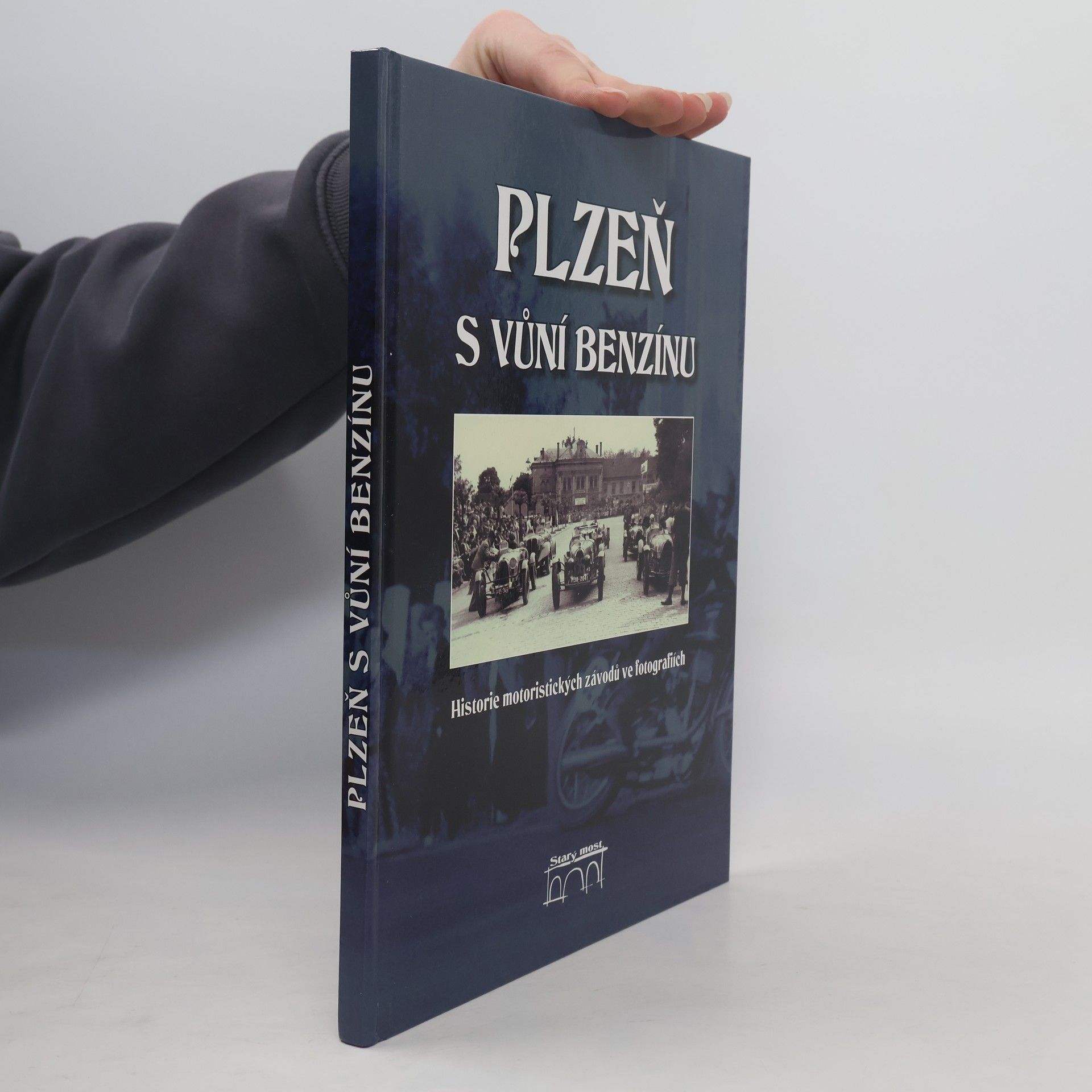 Plzeň s vůní benzínu