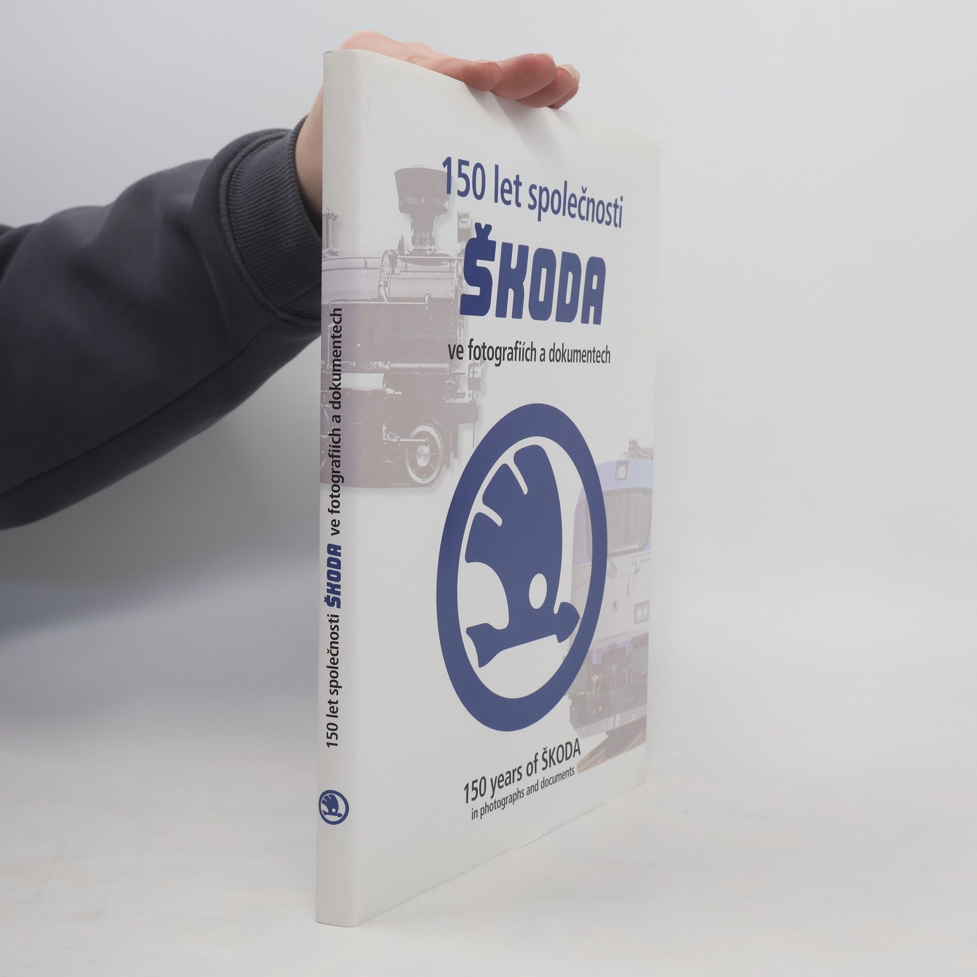 Petr Mazný 150 let společnosti Škoda ve fotografiích a dokumentech
