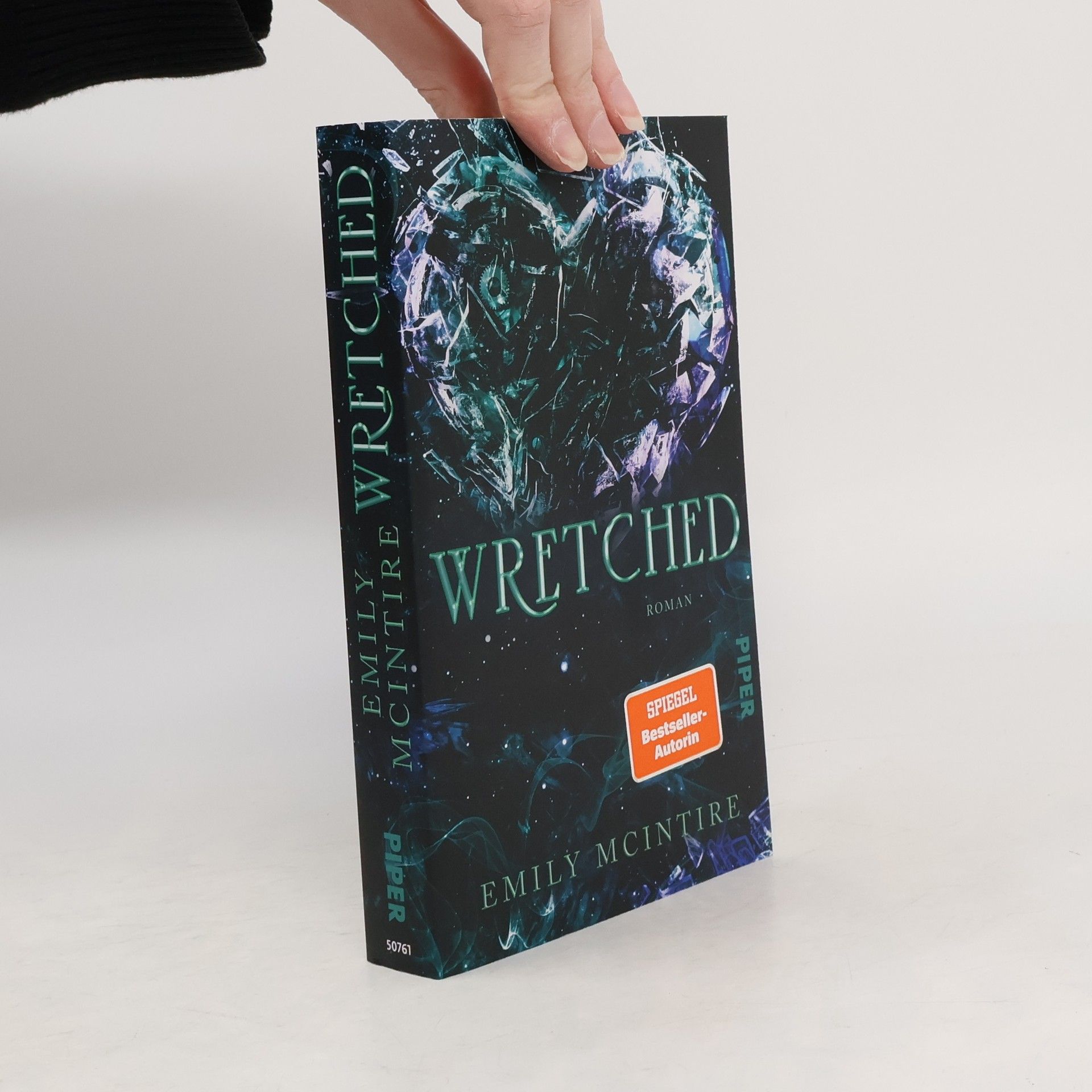Emily McIntire Wretched / Never After Bd.3