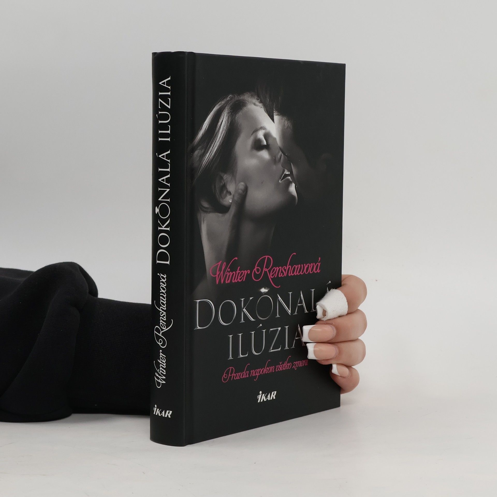 Winter Renshaw Dokonalá ilúzia
