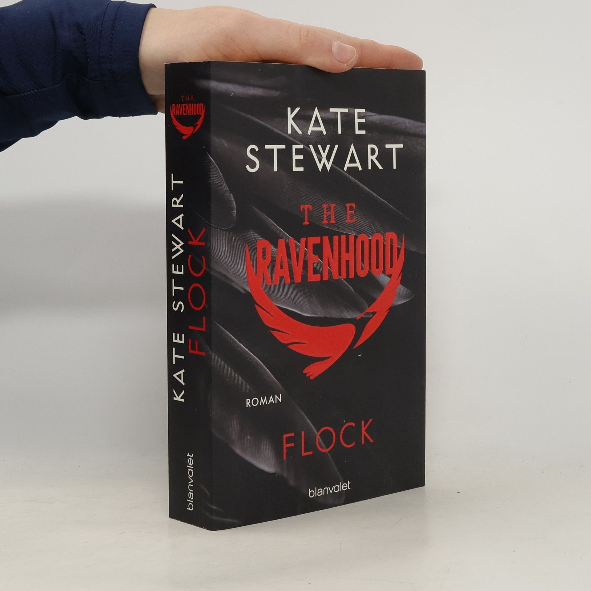 Kate Stewart The Ravenhood - Flock