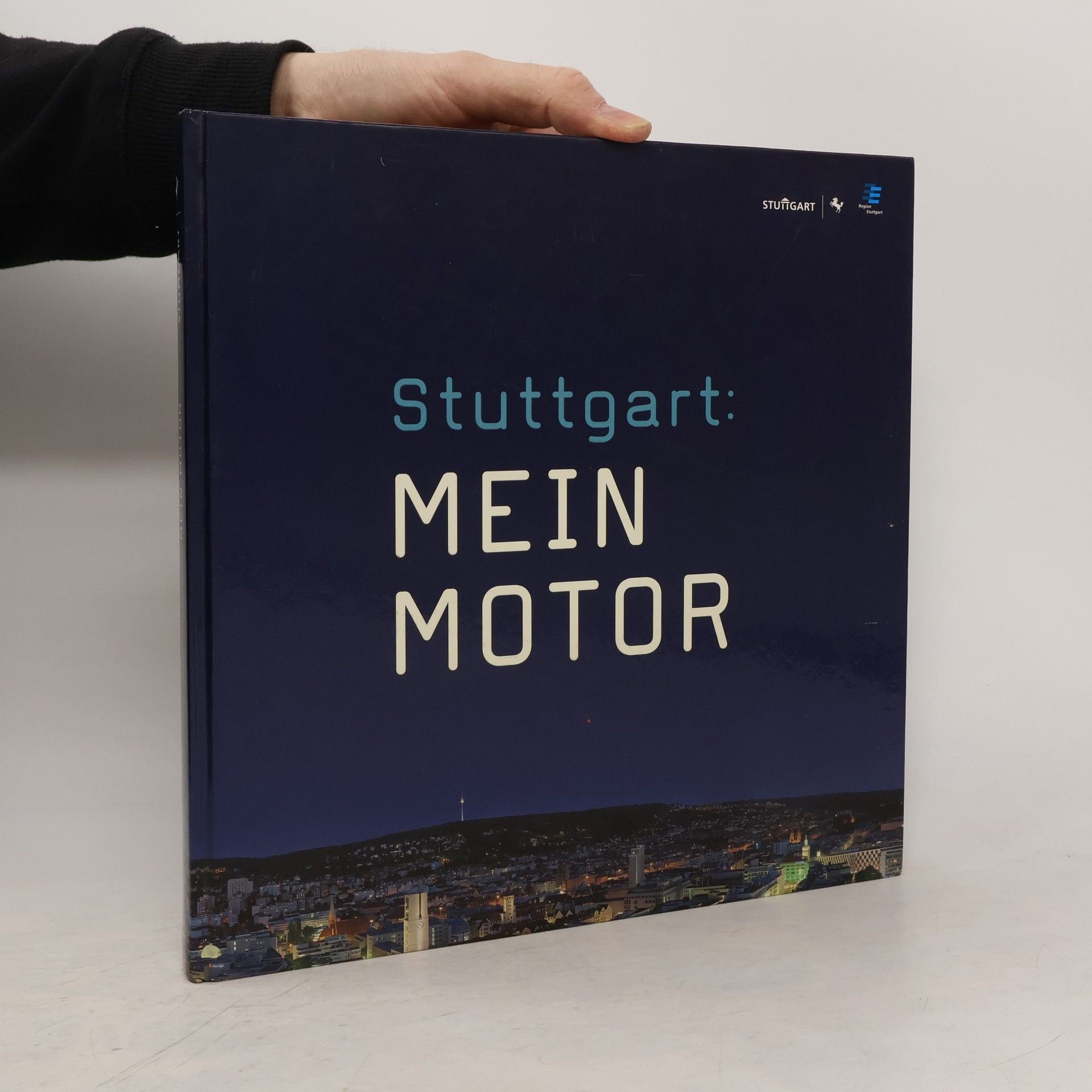 Fiona Joan Beenker Stuttgart