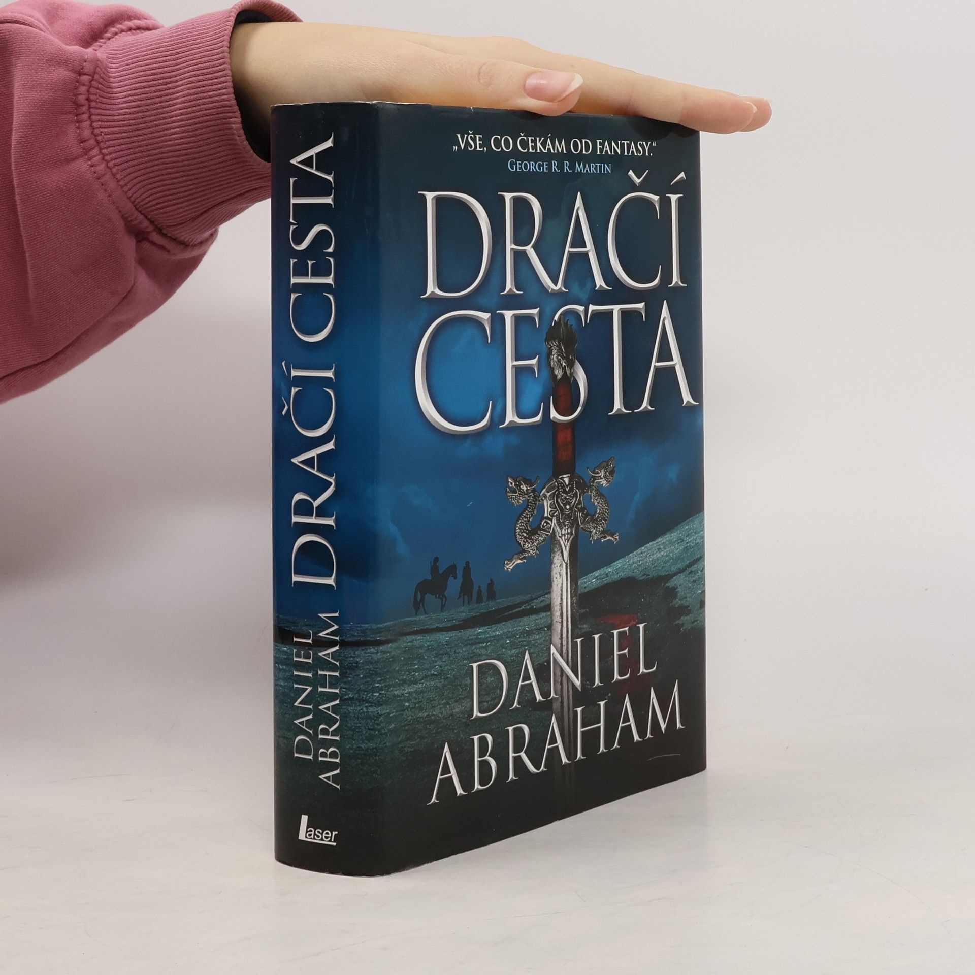 Dračí cesta: První díl cyklu Mince a dýka