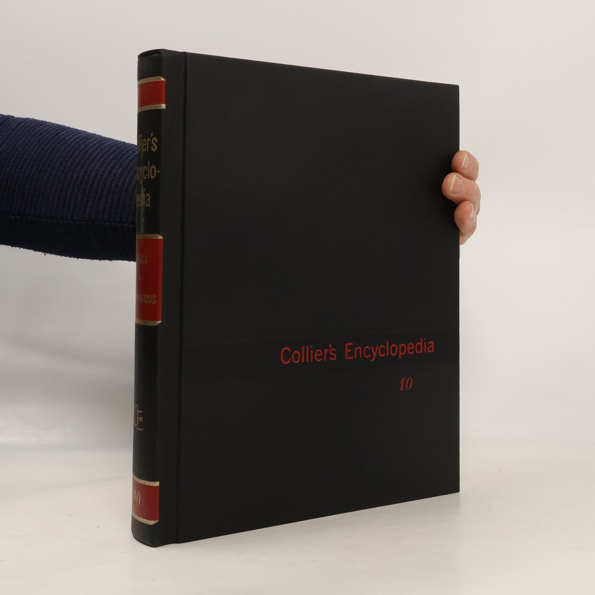 Collectif d'auteurs Colliers Encyclopedia 10