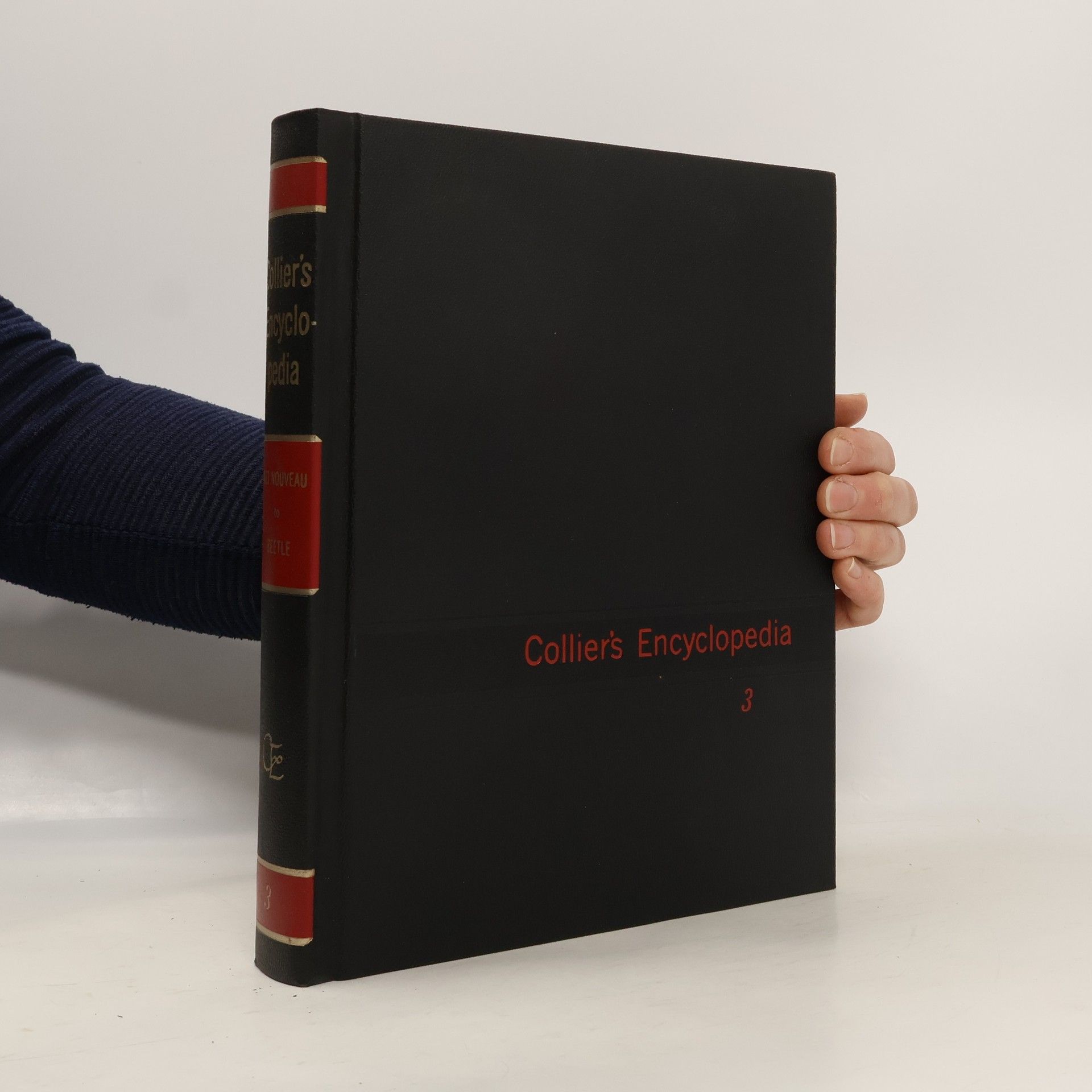 Collectif d'auteurs Colliers Encyclopedia 3