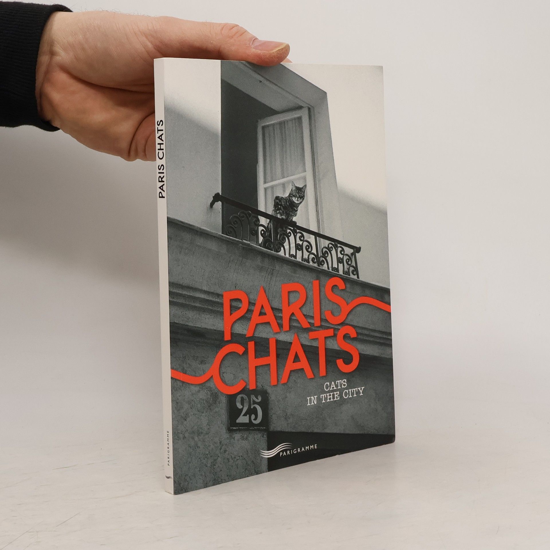 Various authors Paris chats
