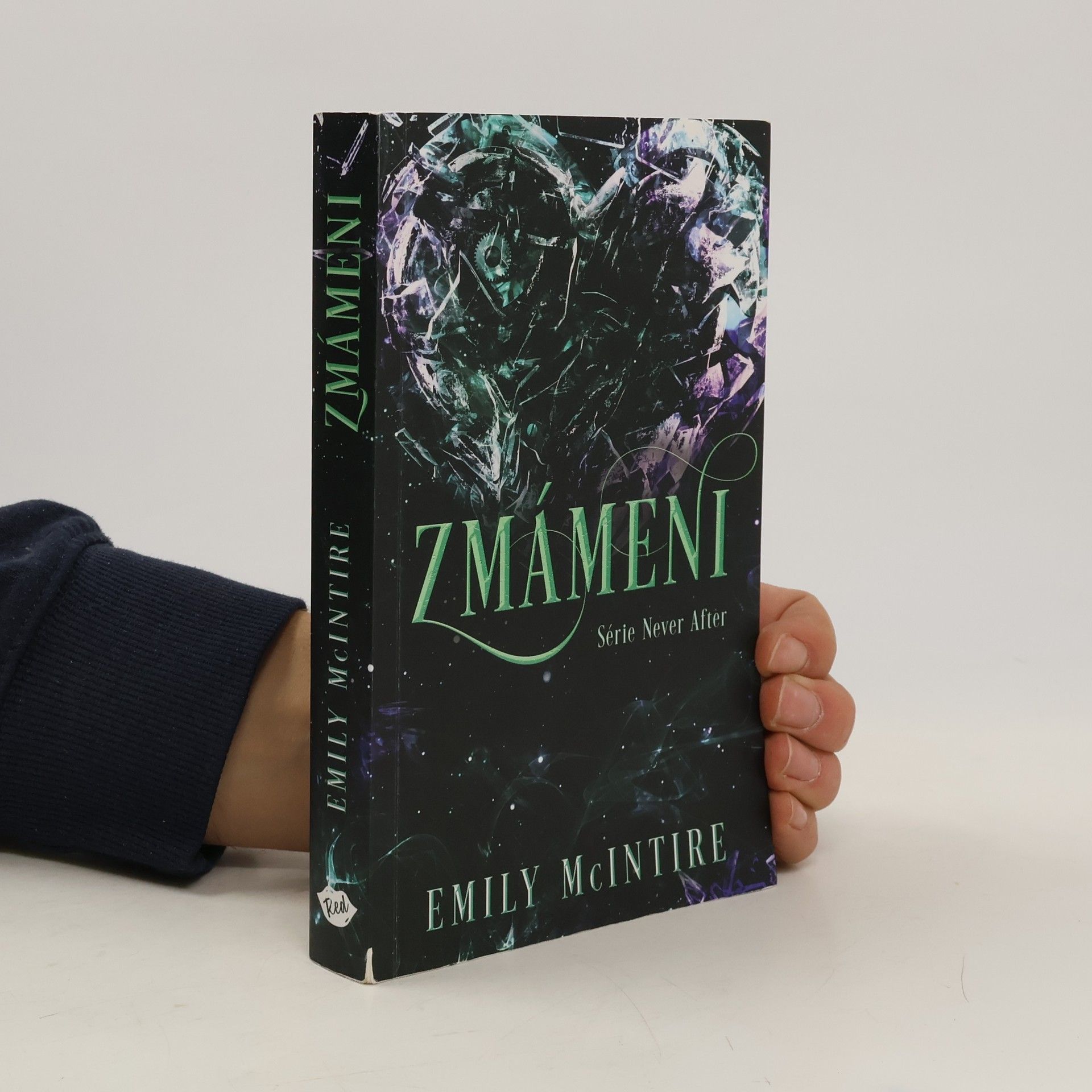 Emily McIntire Zmámeni