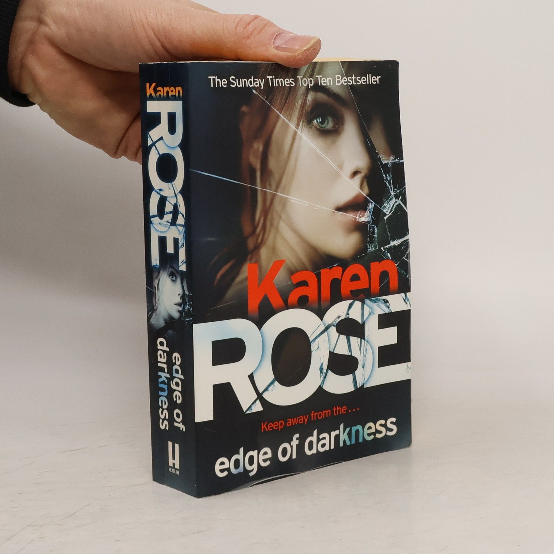 Karen Rose The Cincinnati Series - 4: Edge of Darkness