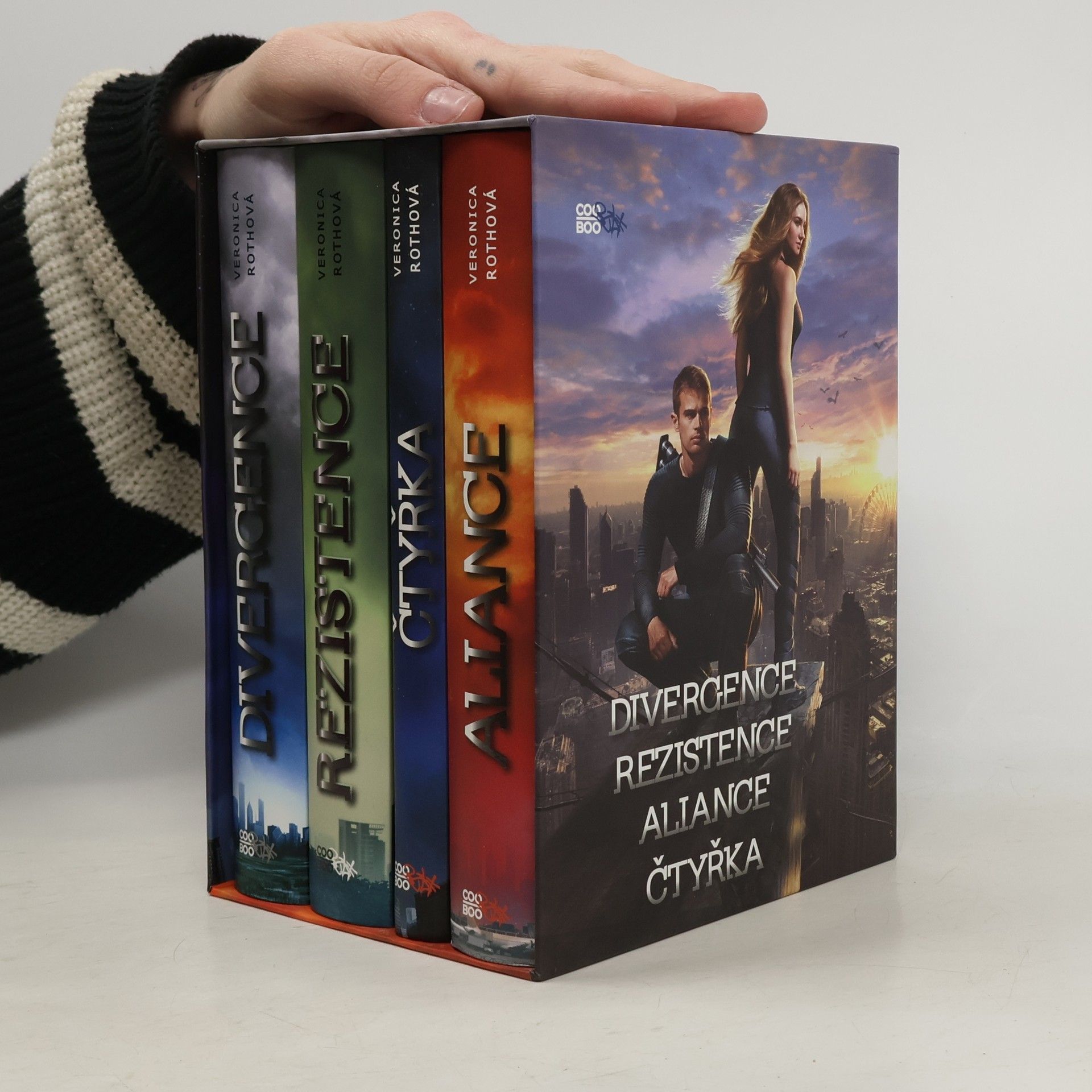 Veronica Roth Divergentní trilogie + Čtyřka (Box)