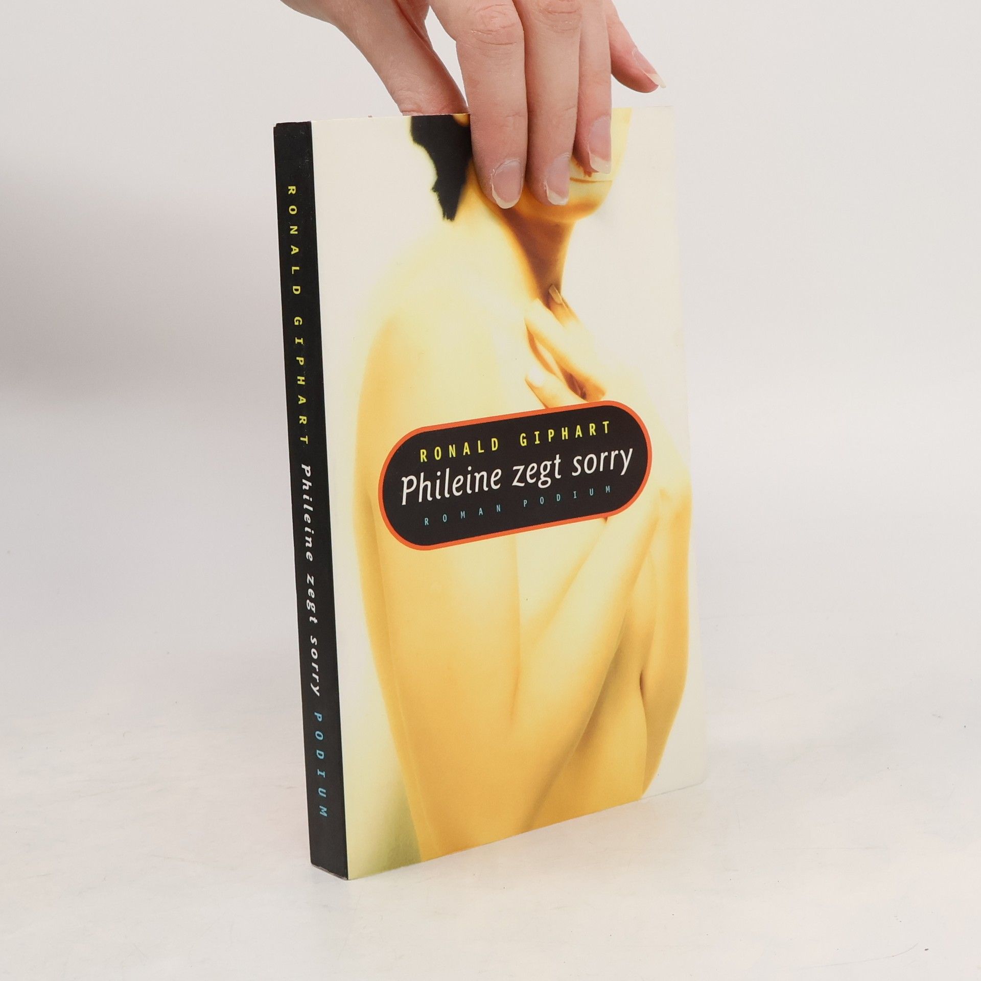 Ronald Giphart Phileine zegt sorry