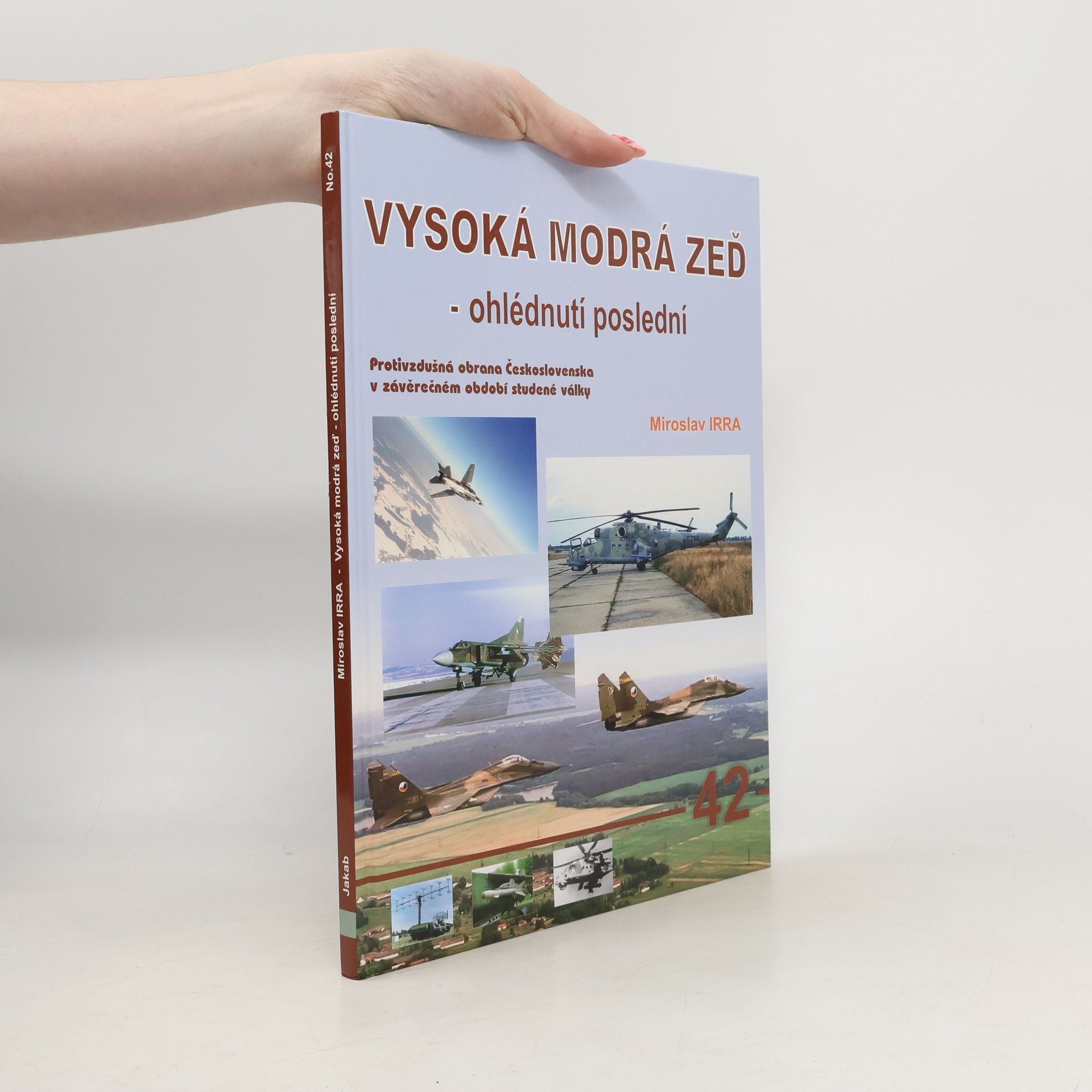 Vysoká modrá zeď - ohlédnutí poslední