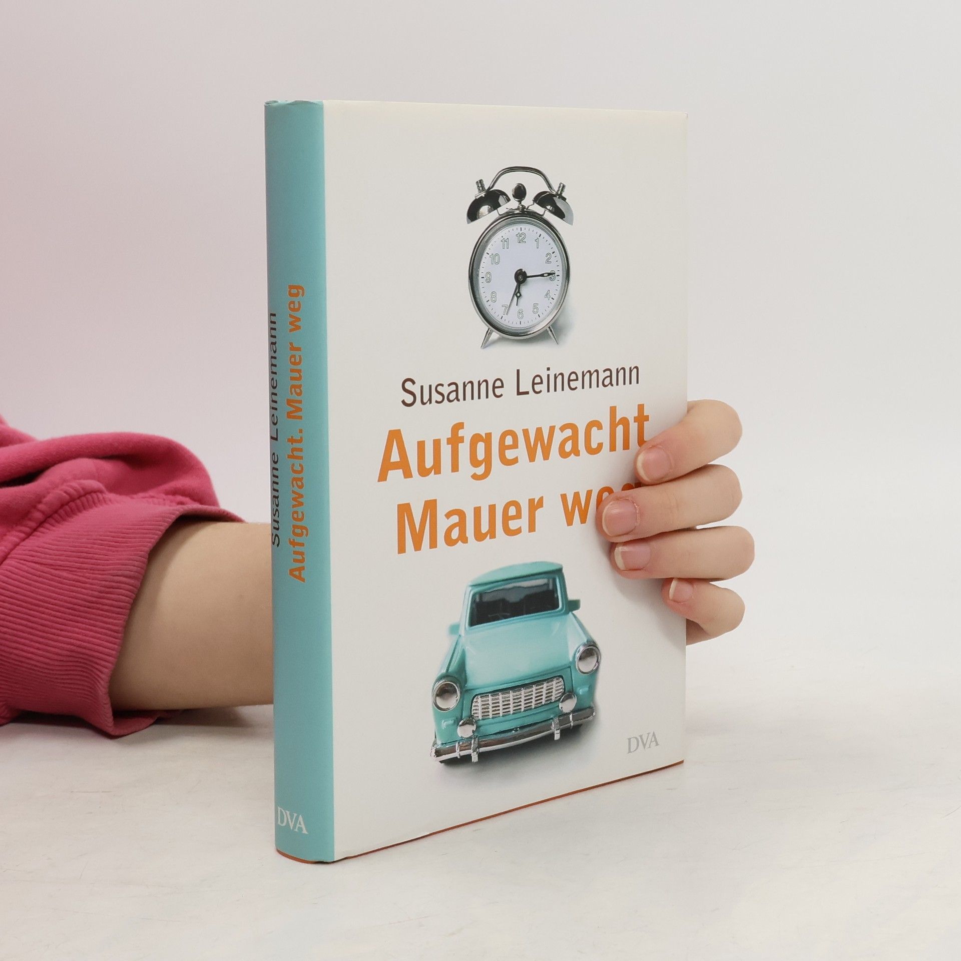 Aufgewacht. Mauer weg