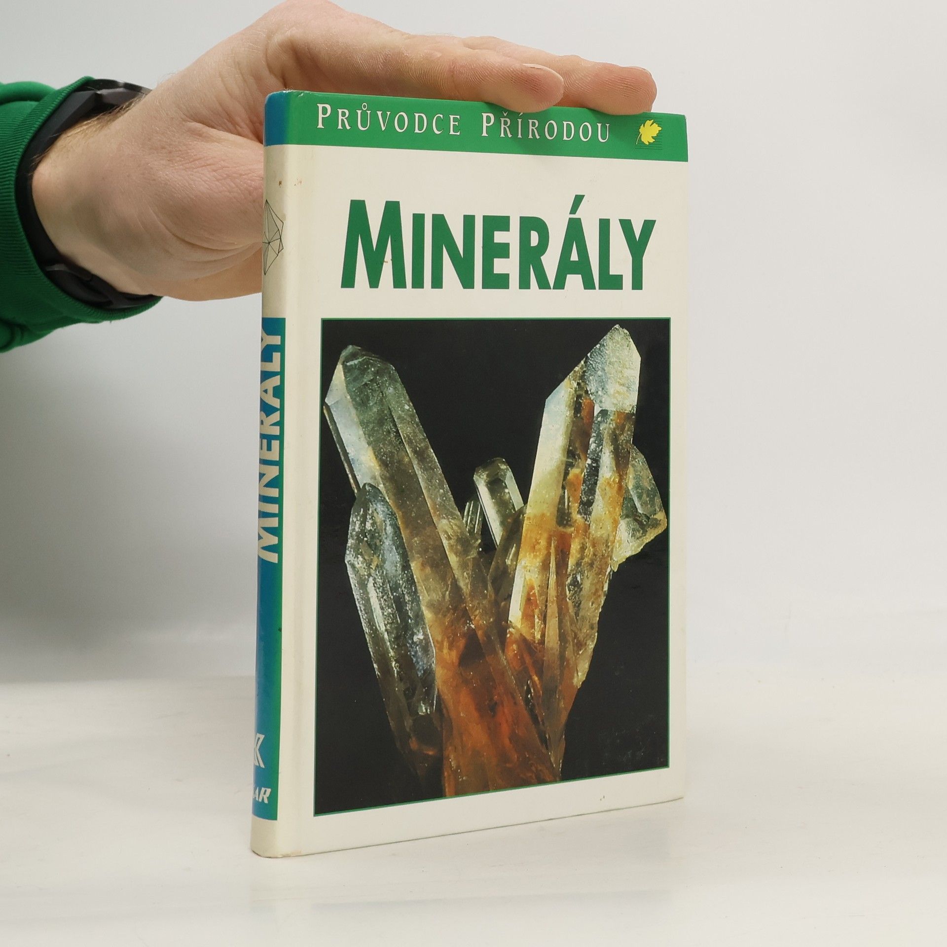 Minerály