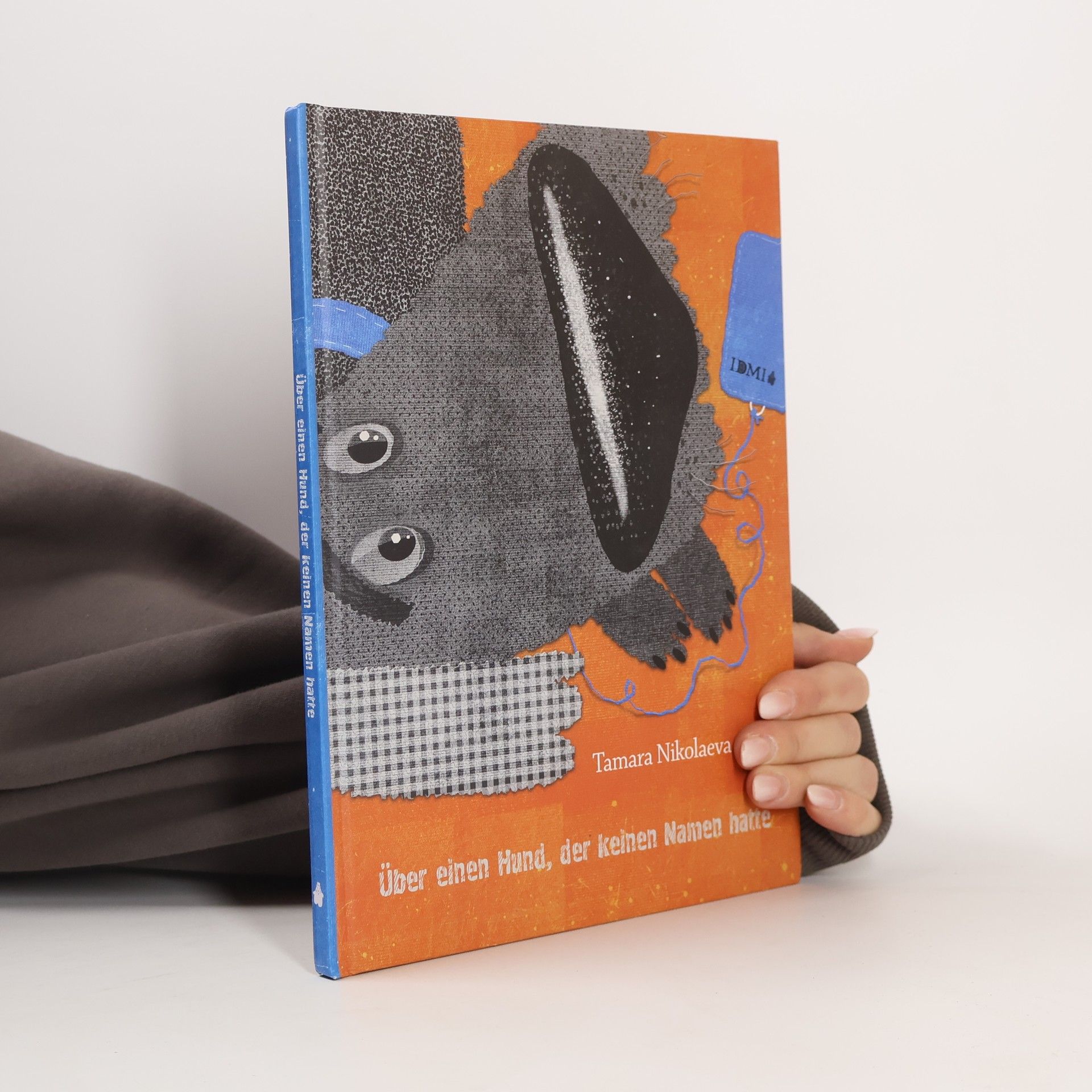 Tamara K. Nikolaeva Über einen Hund, der keinen Namen hatte