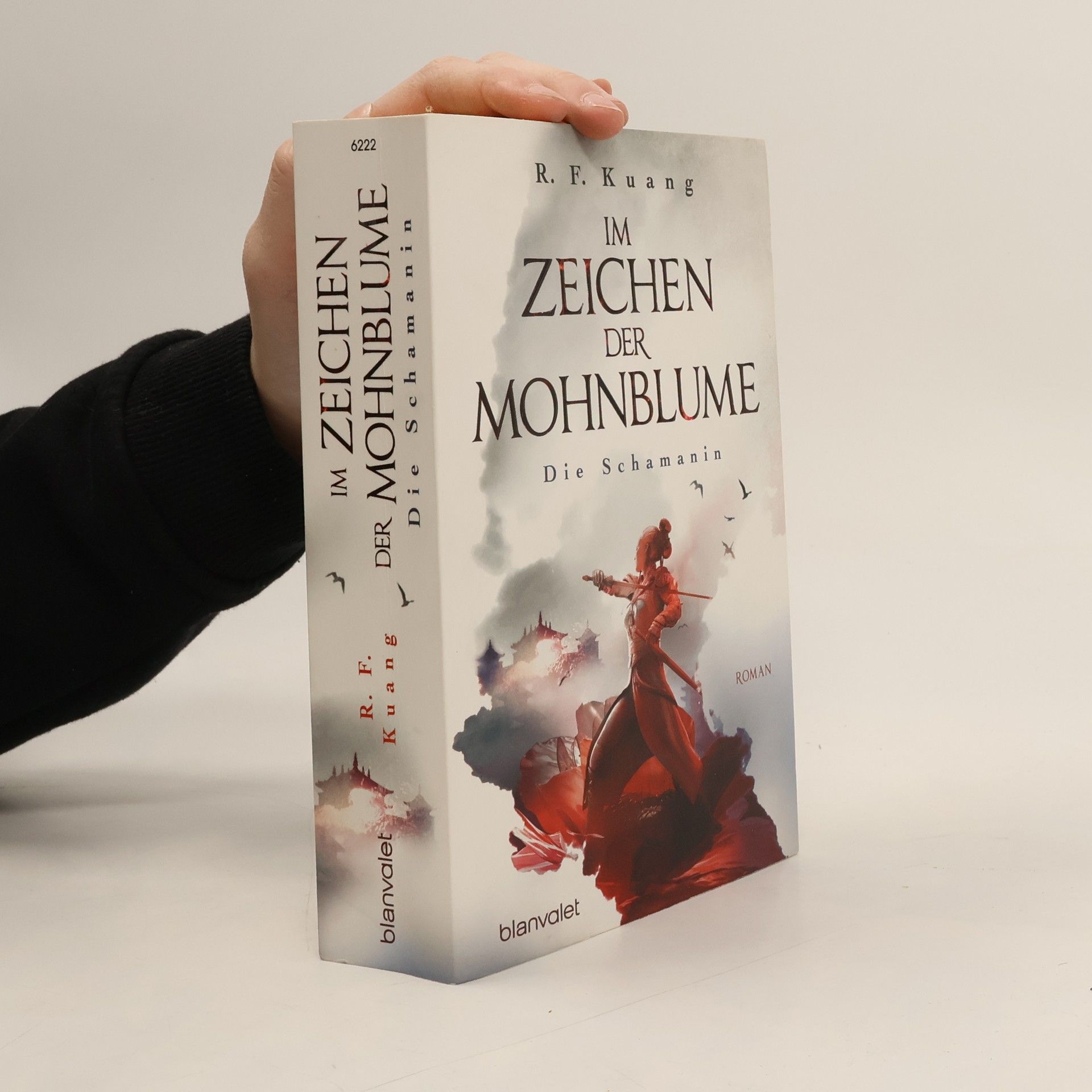 Im Zeichen der Mohnblume - Die Schamanin
