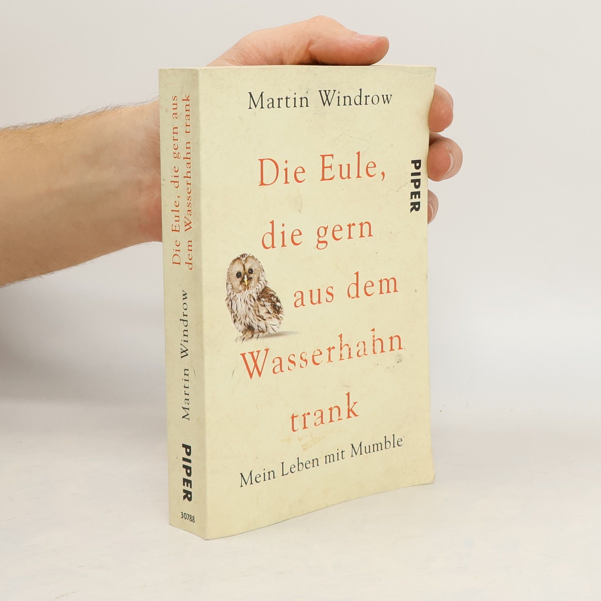 Martin Windrow Die Eule, die gern aus dem Wasserhahn trank