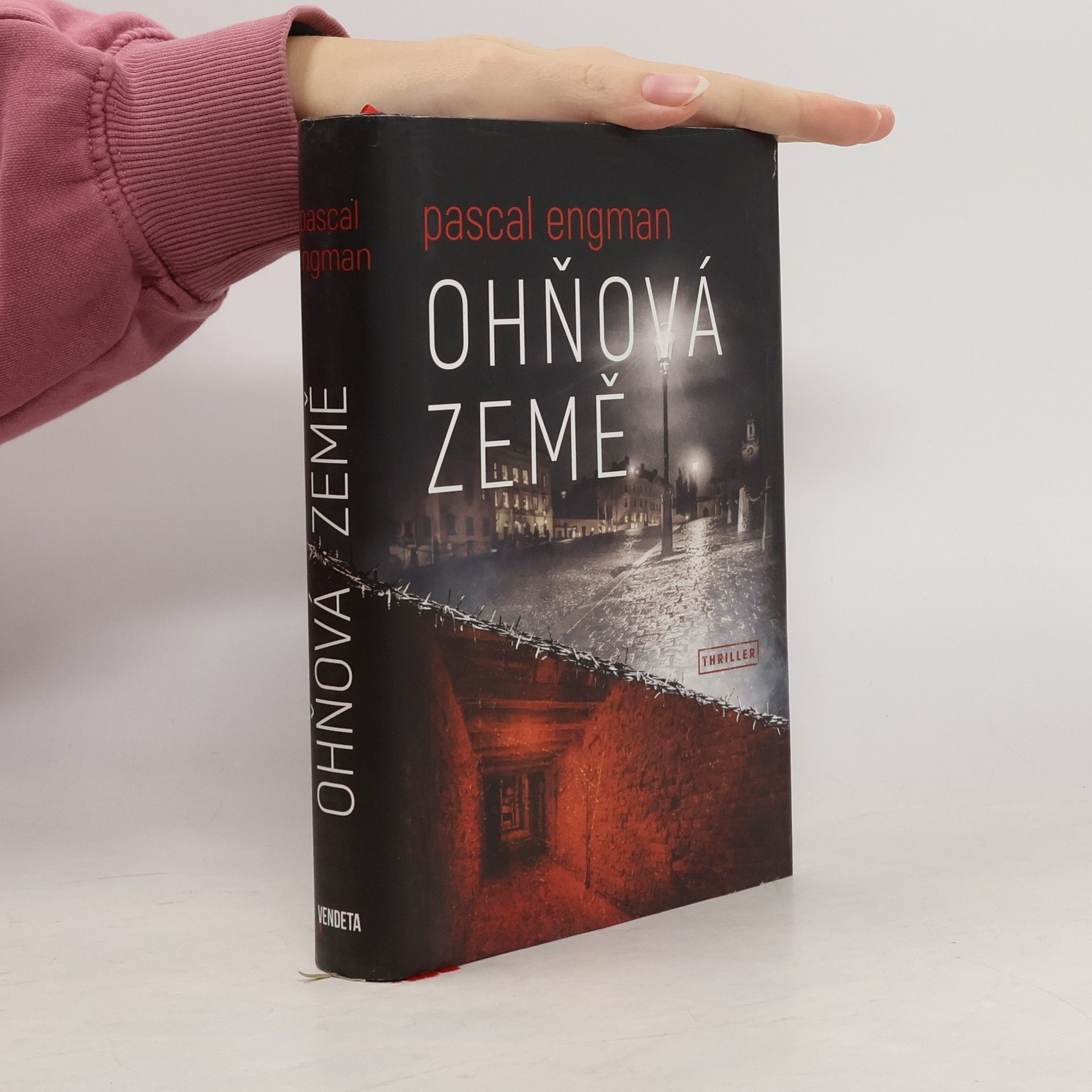 Pascal Engman Ohňová země