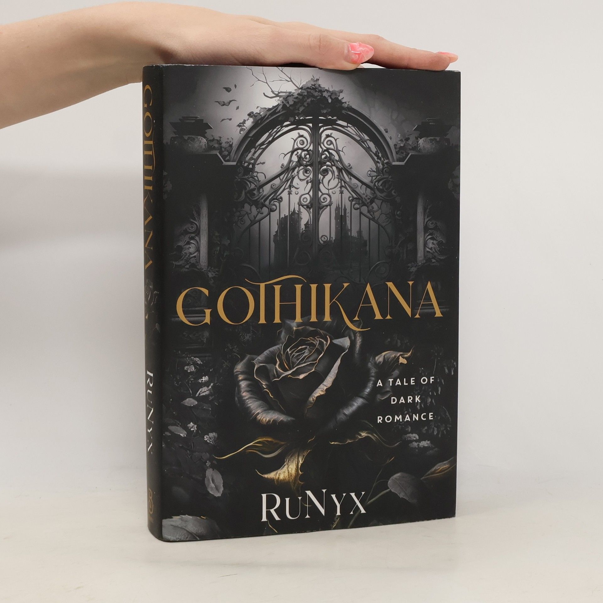 RuNyx Gothikana