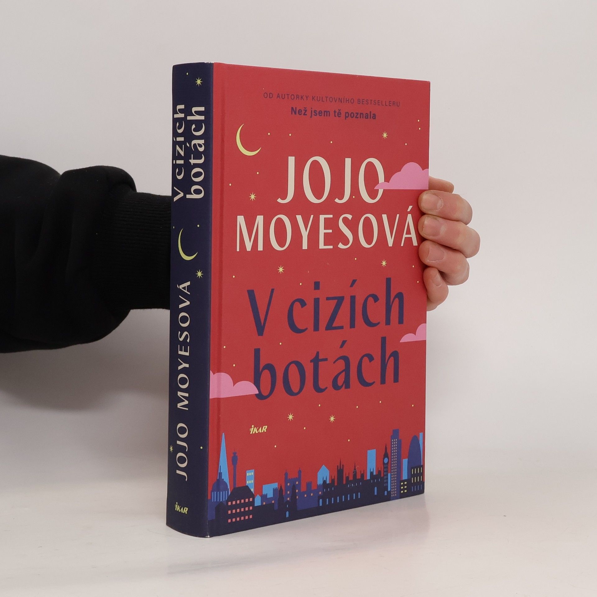 Jojo Moyes V cizích botách