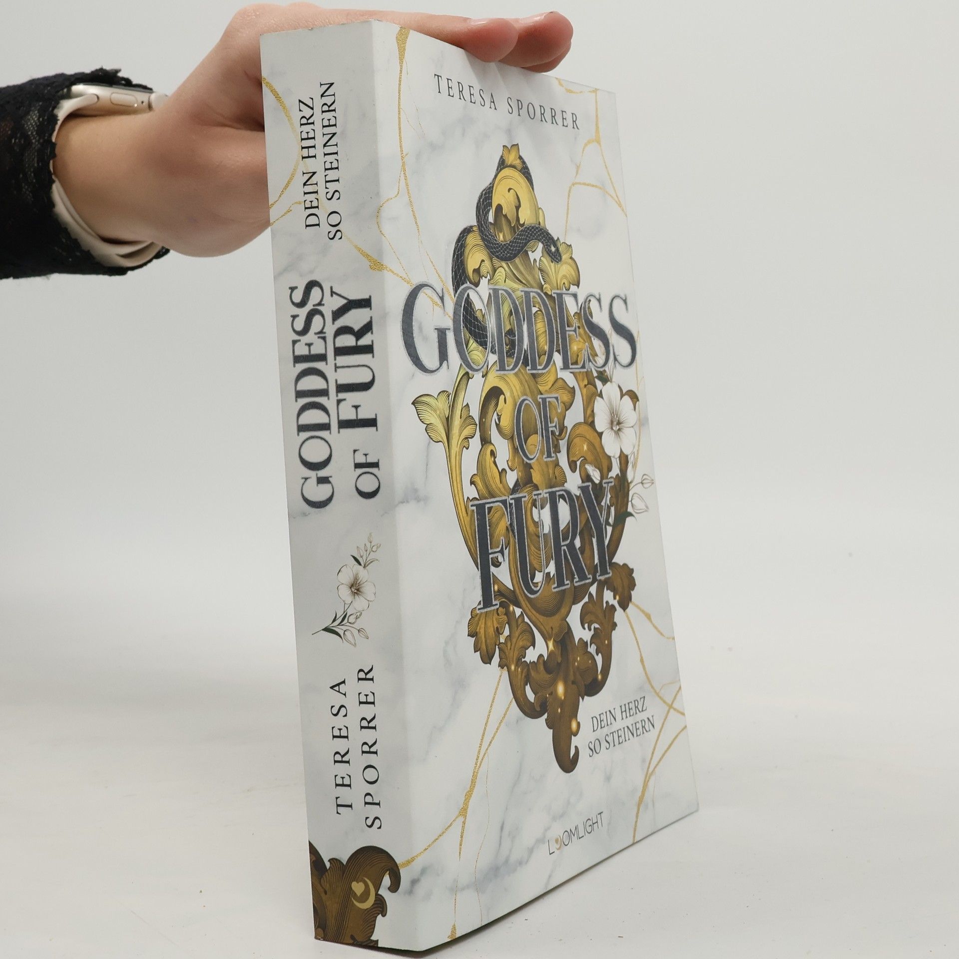 Teresa Sporrer Goddess of Fury 1: Dein Herz so steinern