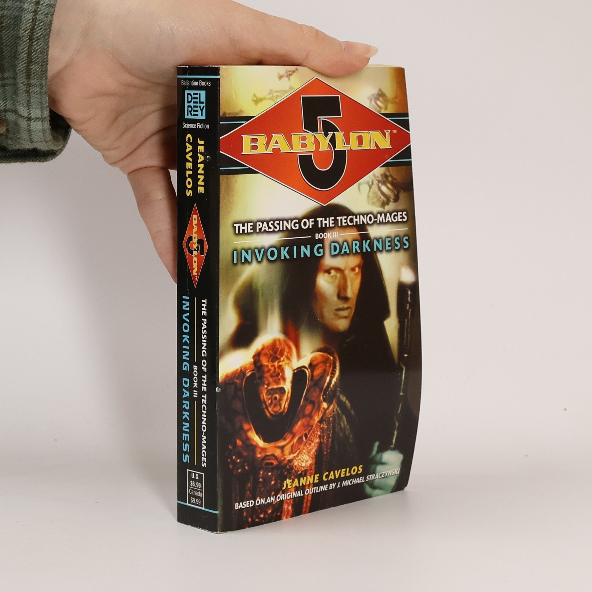 Jeanne Cavelos Invoking Darkness