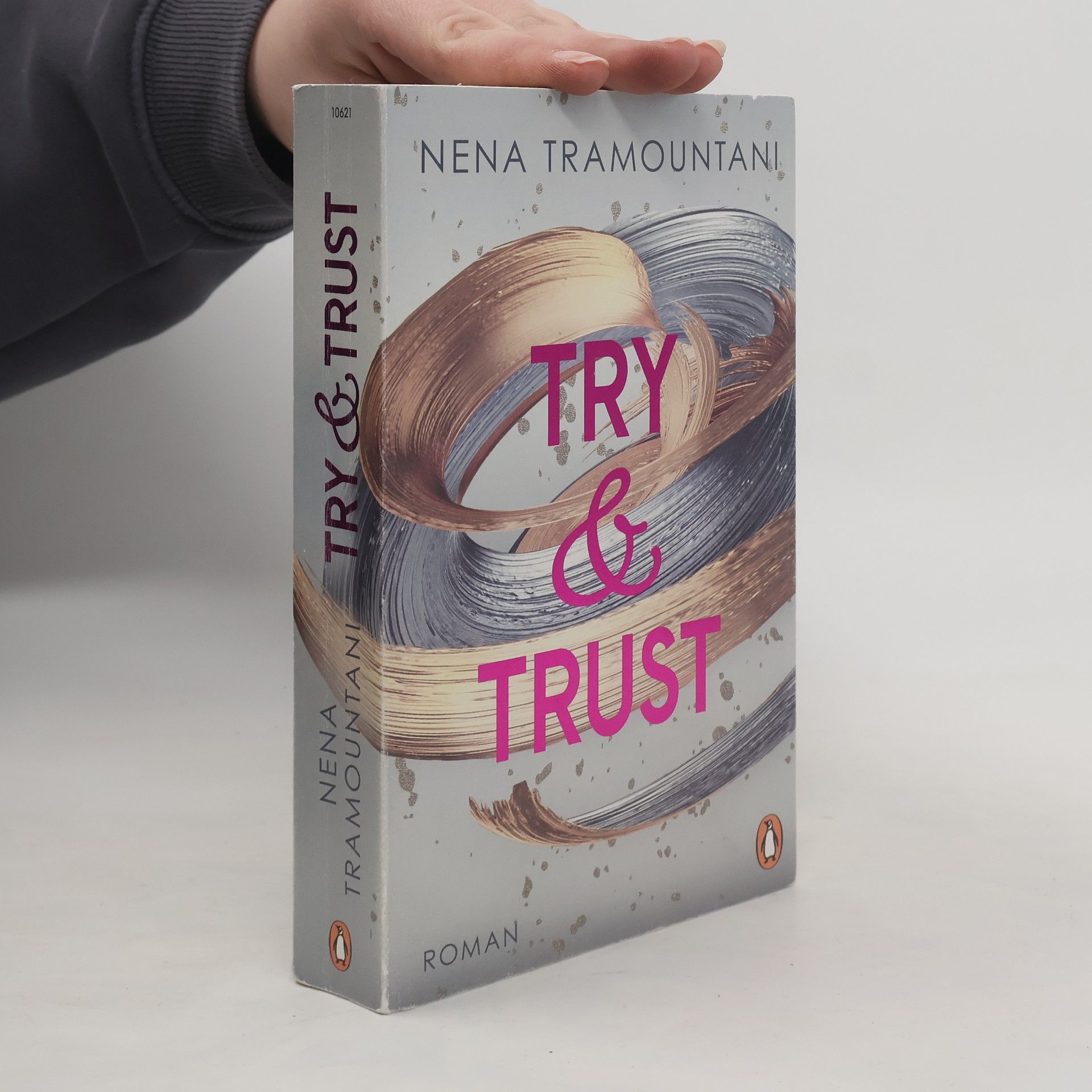 Nena Tramountani Try & Trust