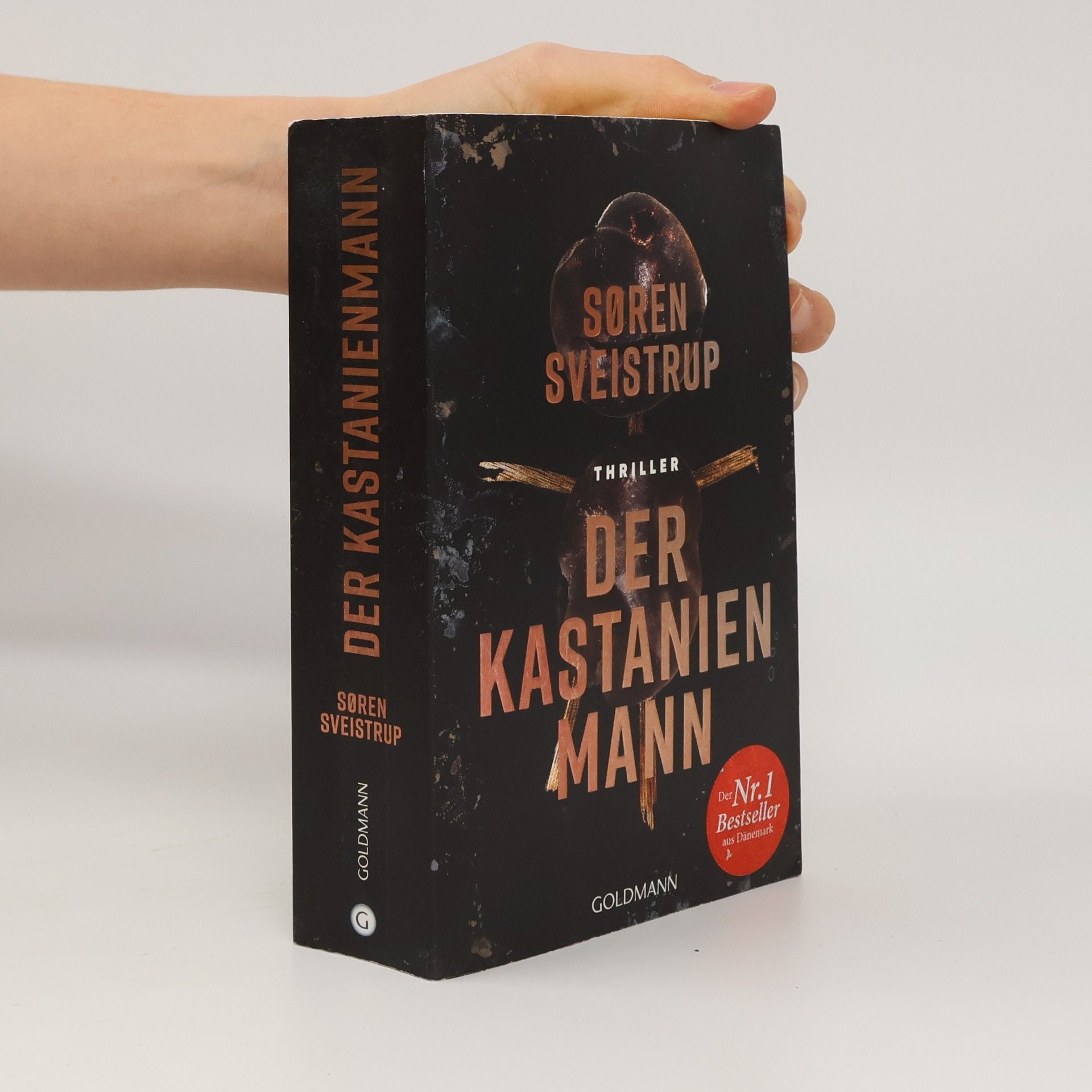 Søren Sveistrup Der Kastanienmann