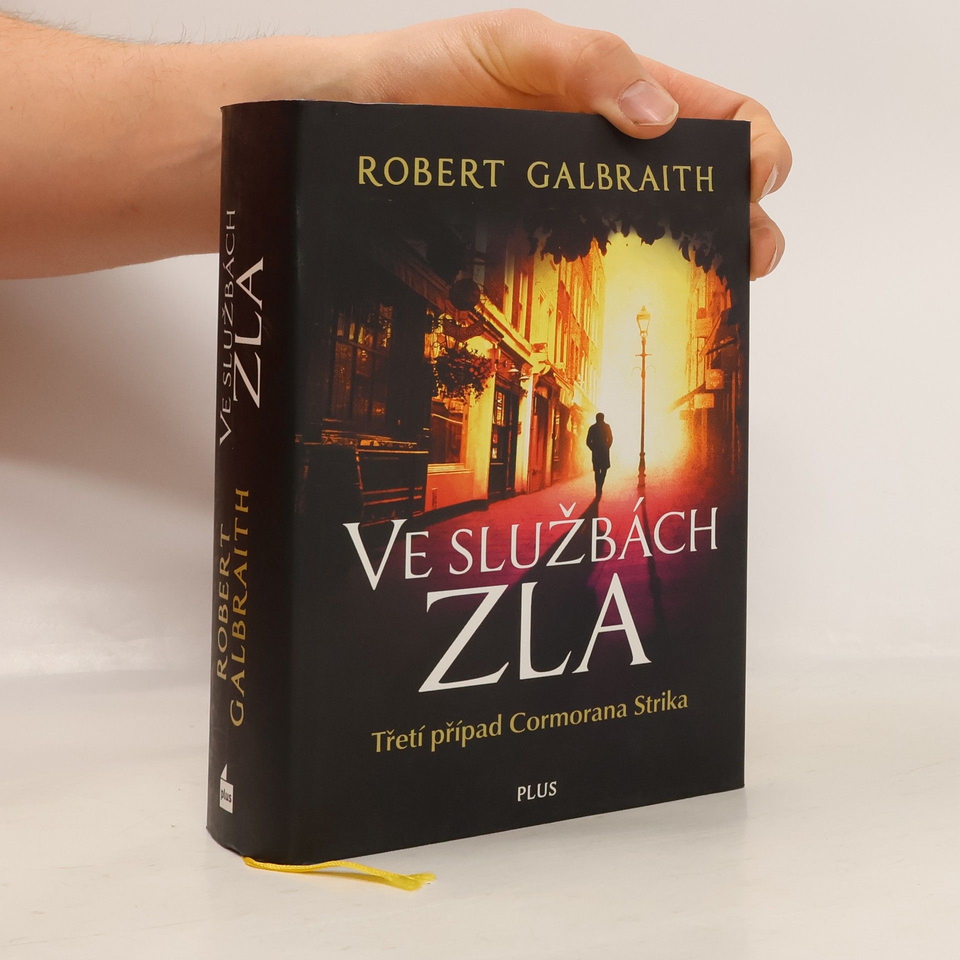 Robert Galbraith Ve službách zla