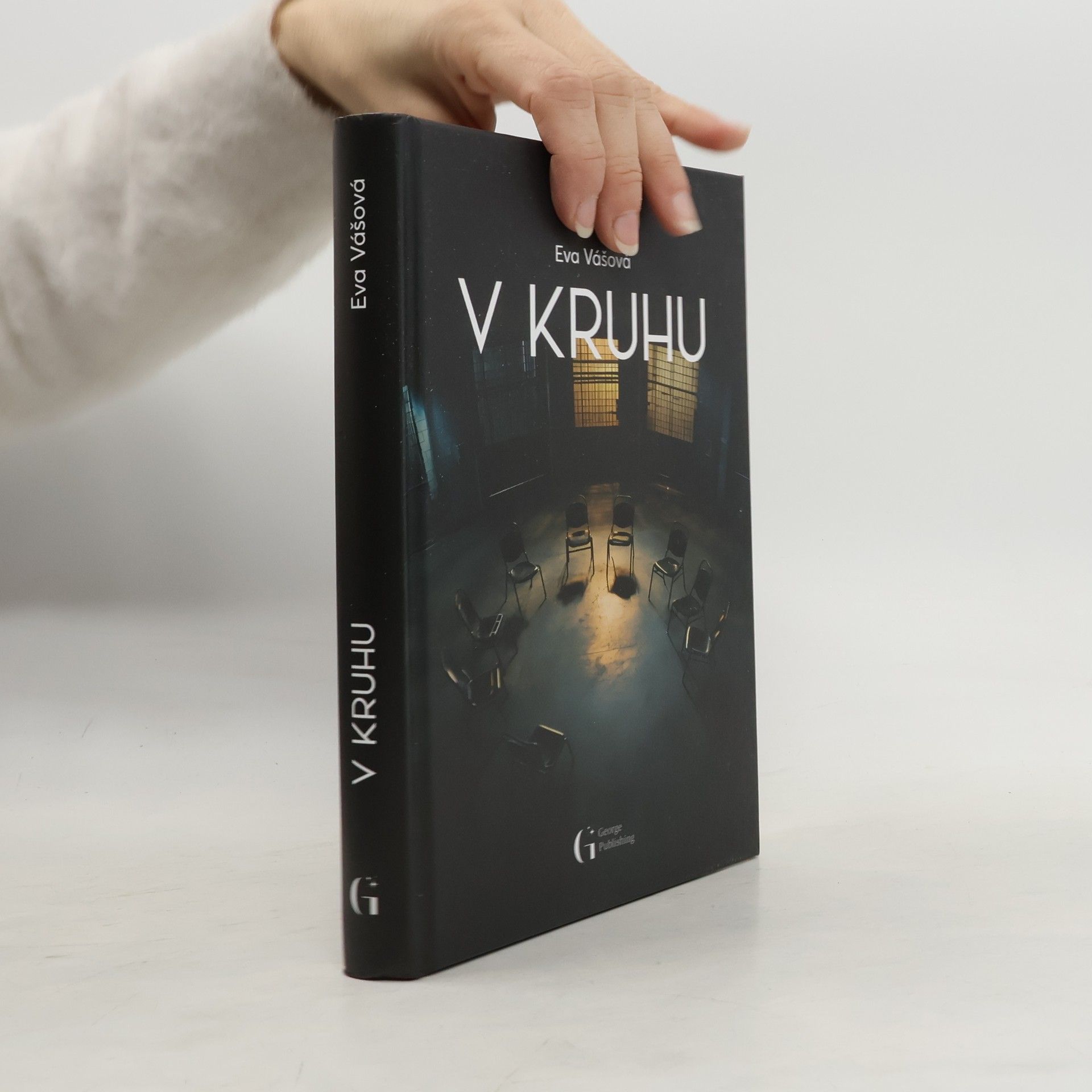 Eva Vášová V kruhu