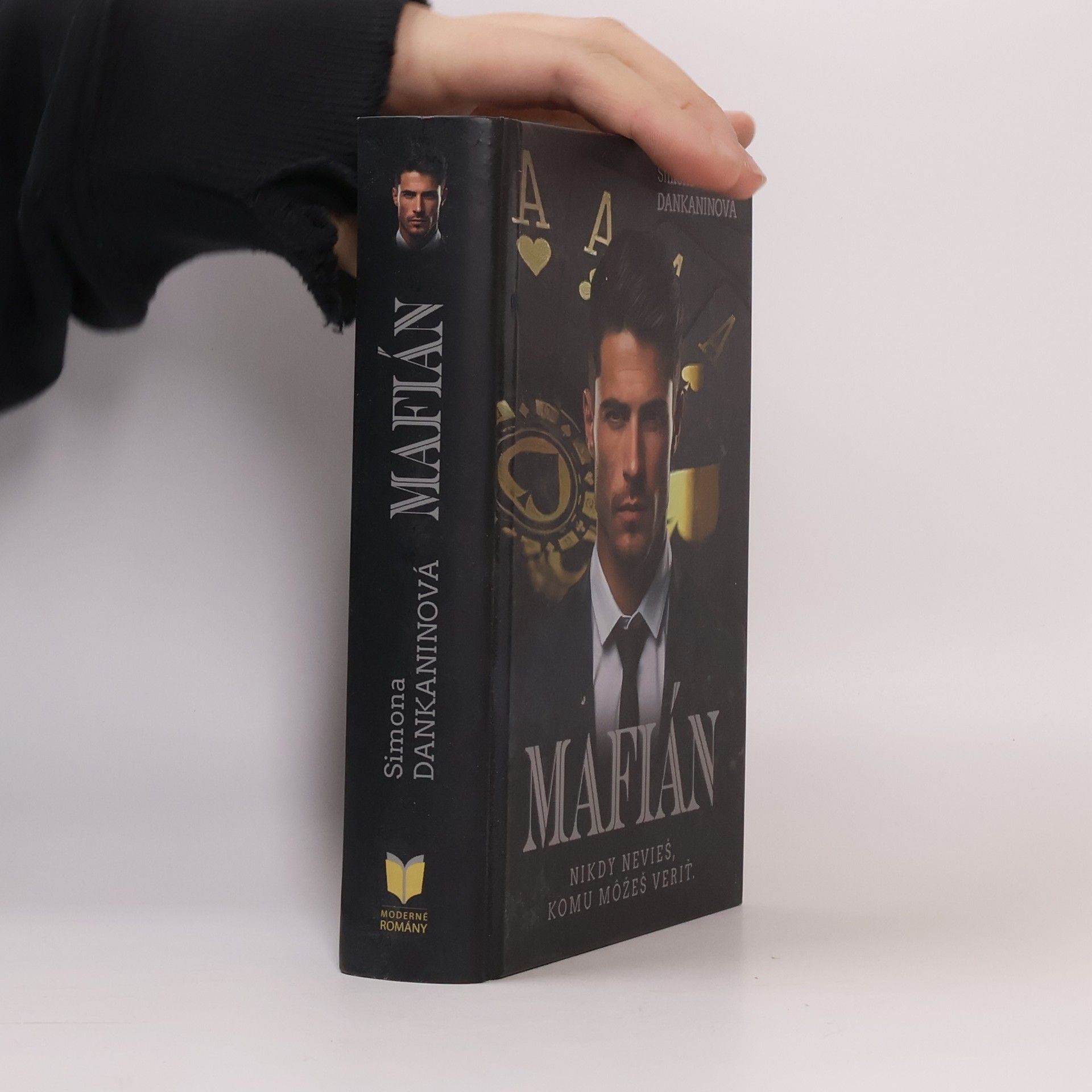 Simona Dankaninová Mafián