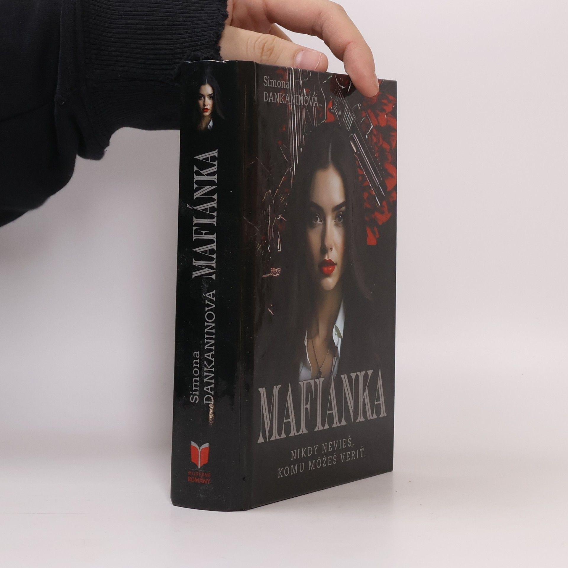 Simona Dankaninová Mafianka