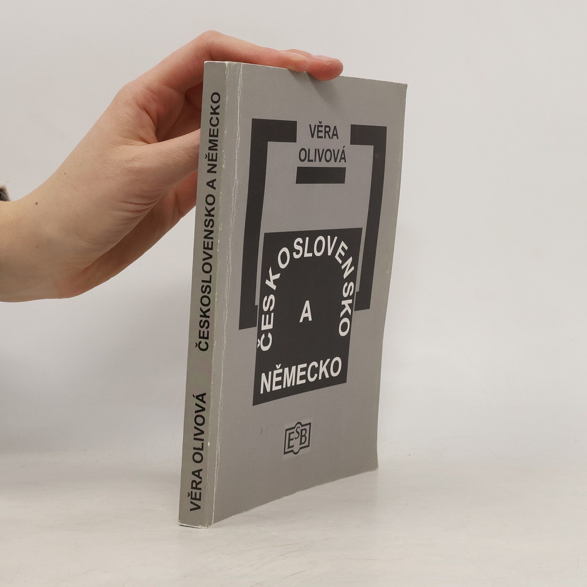 Věra Olivová Československo a Německo 1918-1929