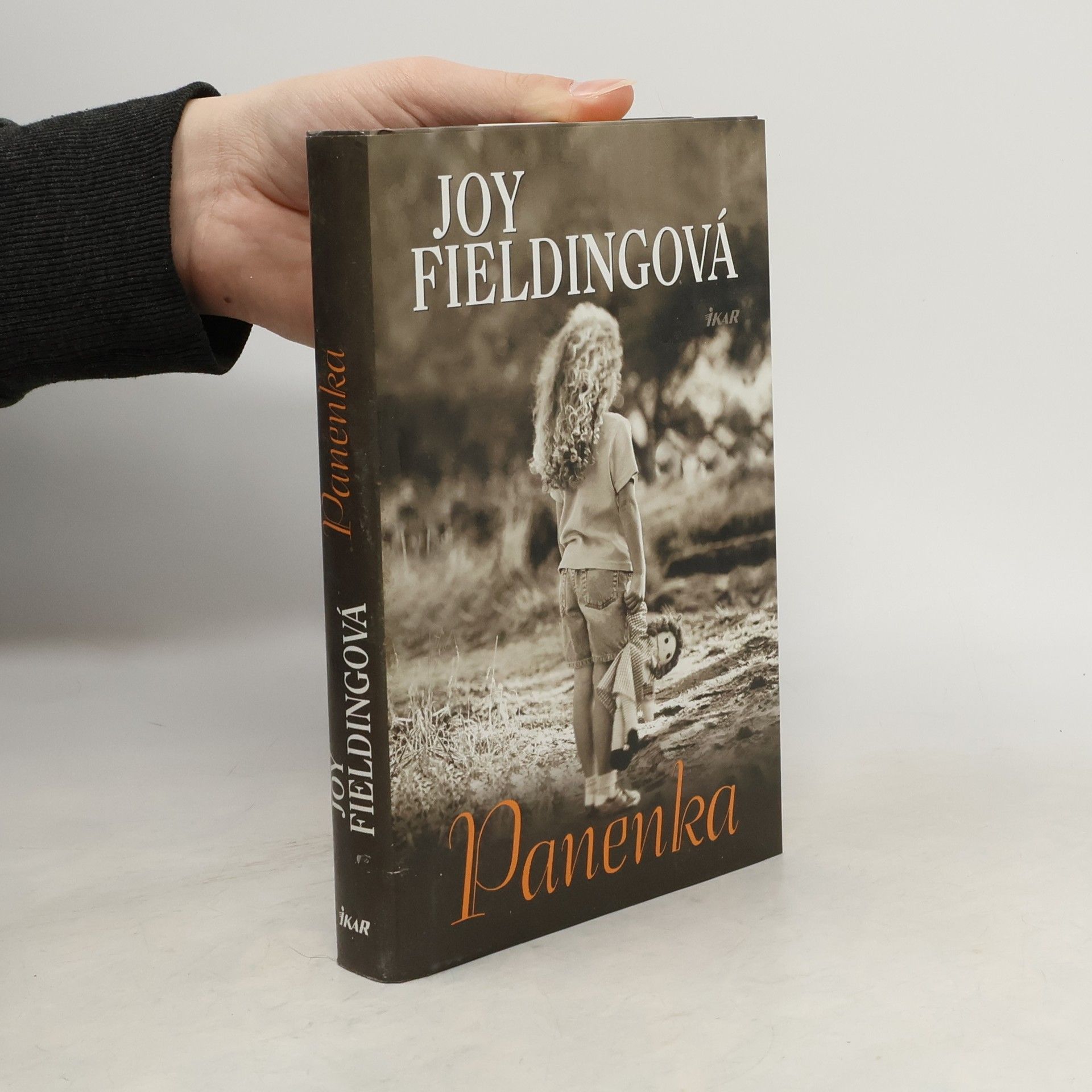 Joy Fielding Panenka