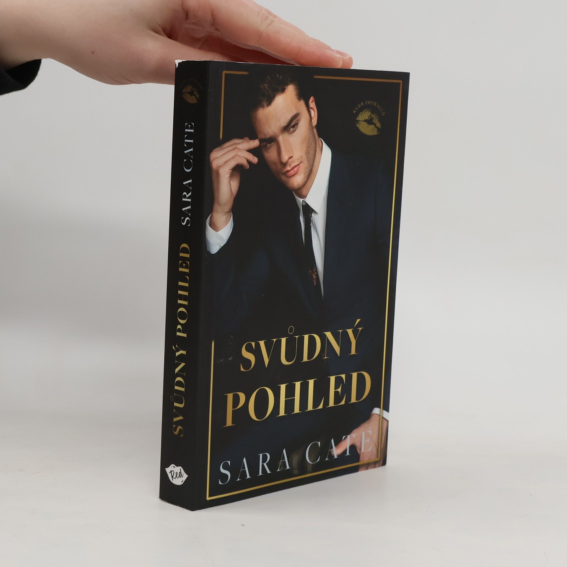Sara Cate Svůdný pohled