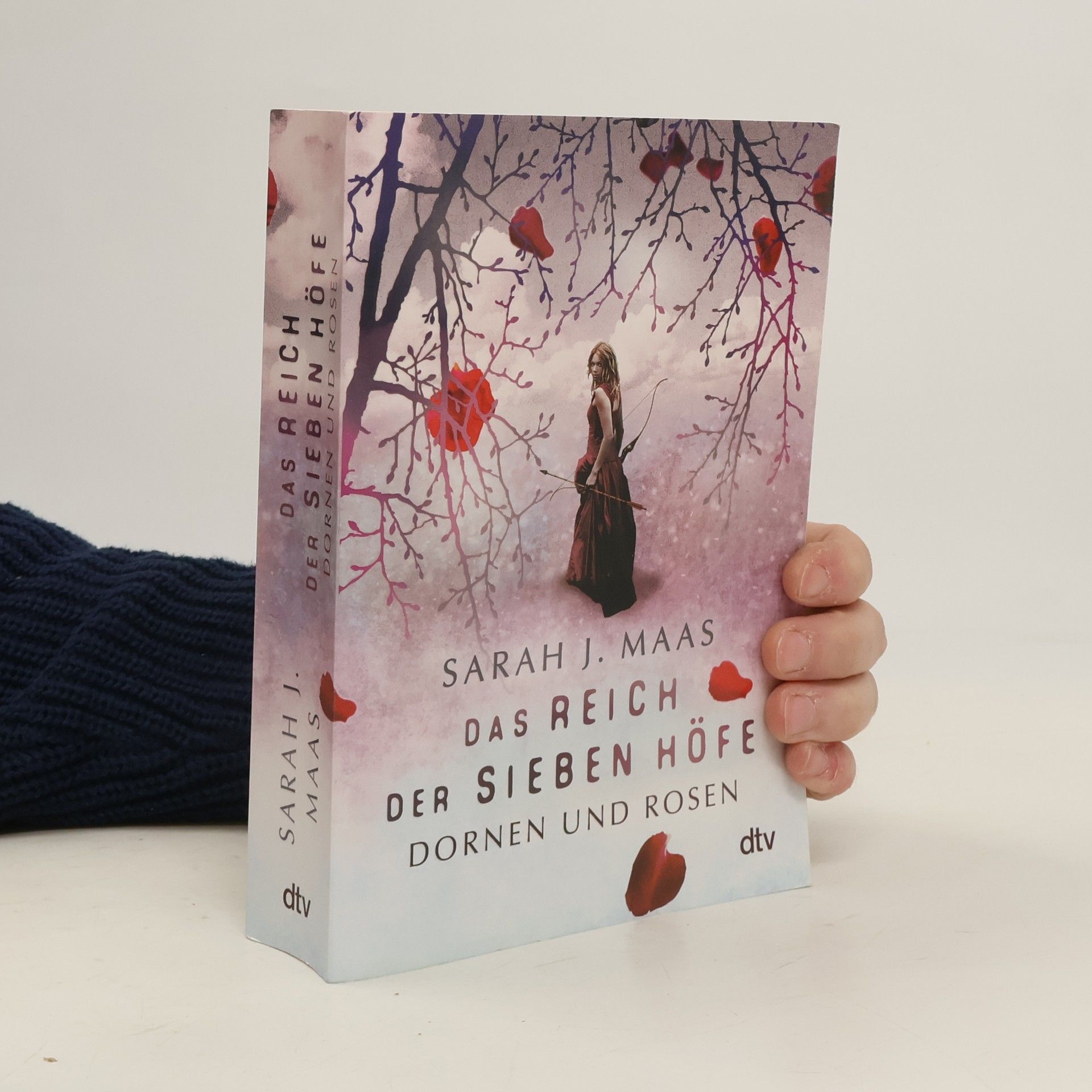 Sarah J. Maas Das Reich der sieben Höfe. Dornen und Rosen