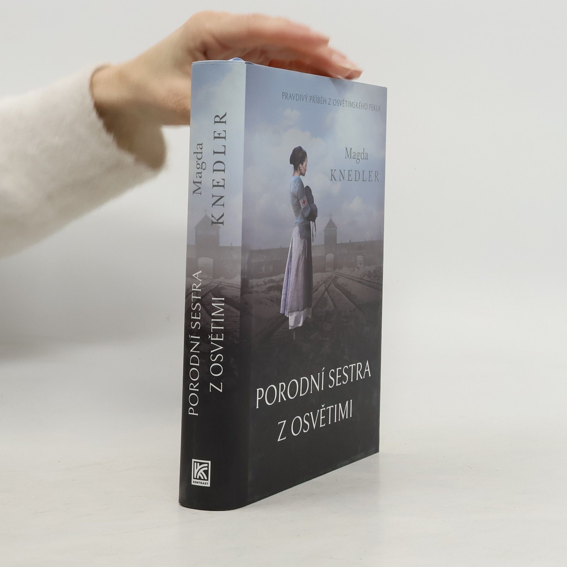 Magdalena Knedler Porodní sestra z Osvětimi