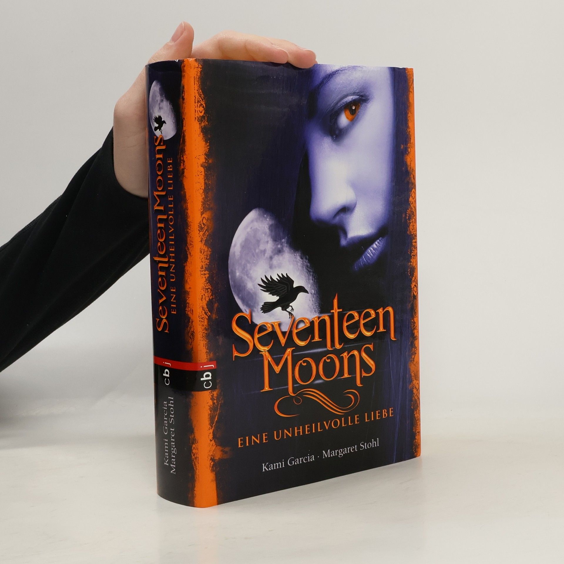 Kami Garcia Seventeen moons