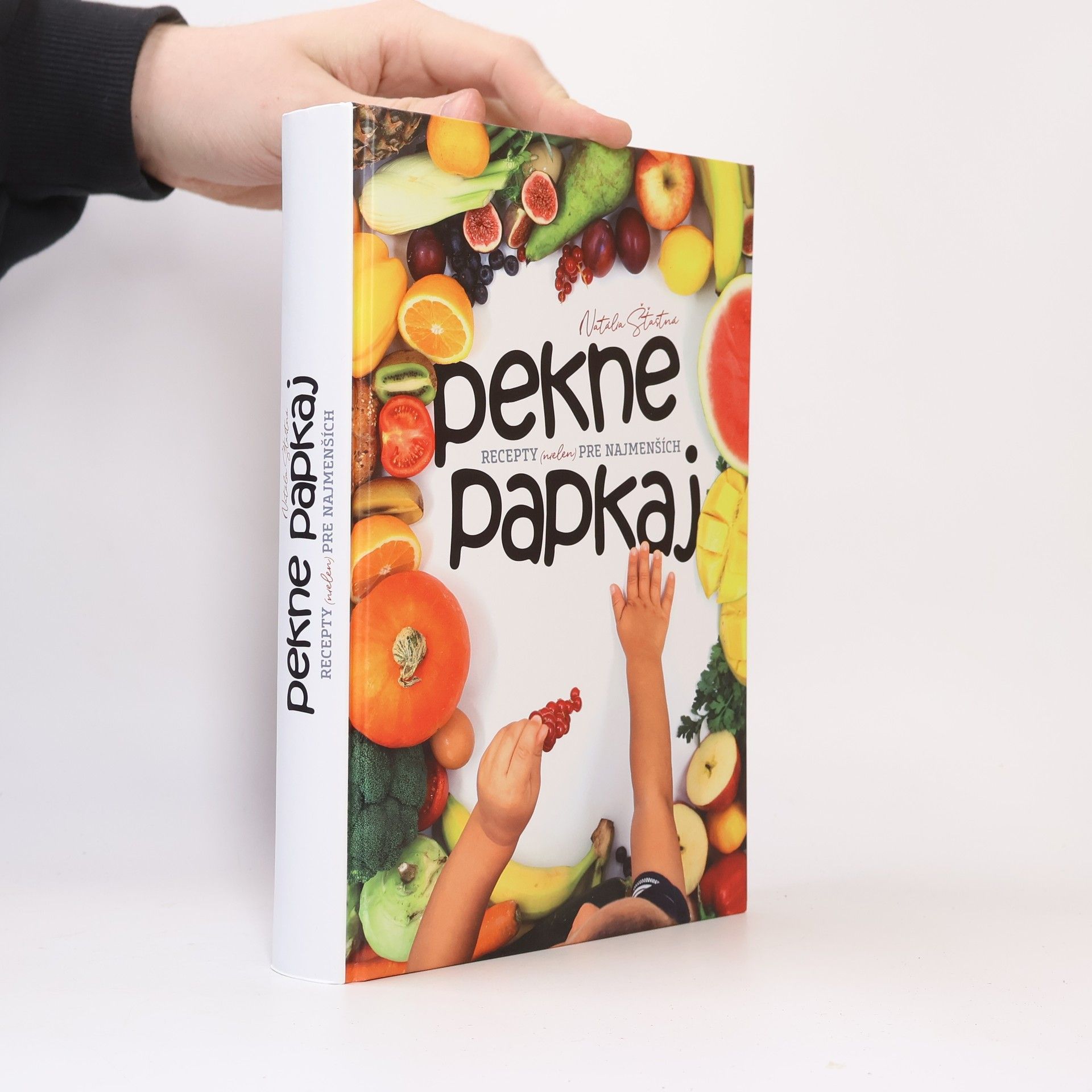 Natália Šťastná Pekne papkaj