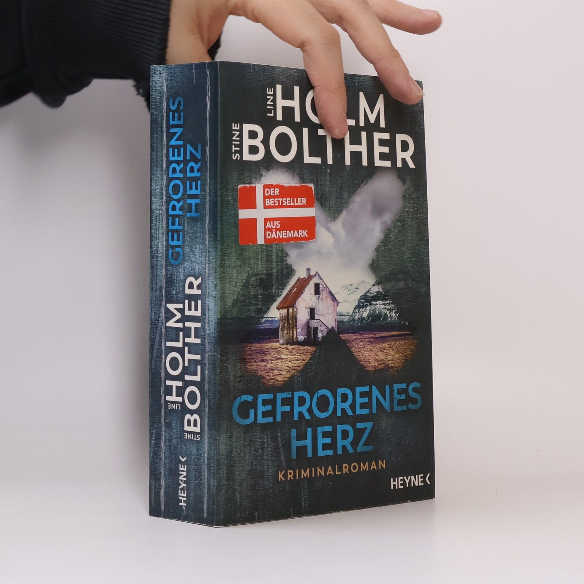 Line Holm Gefrorenes herz