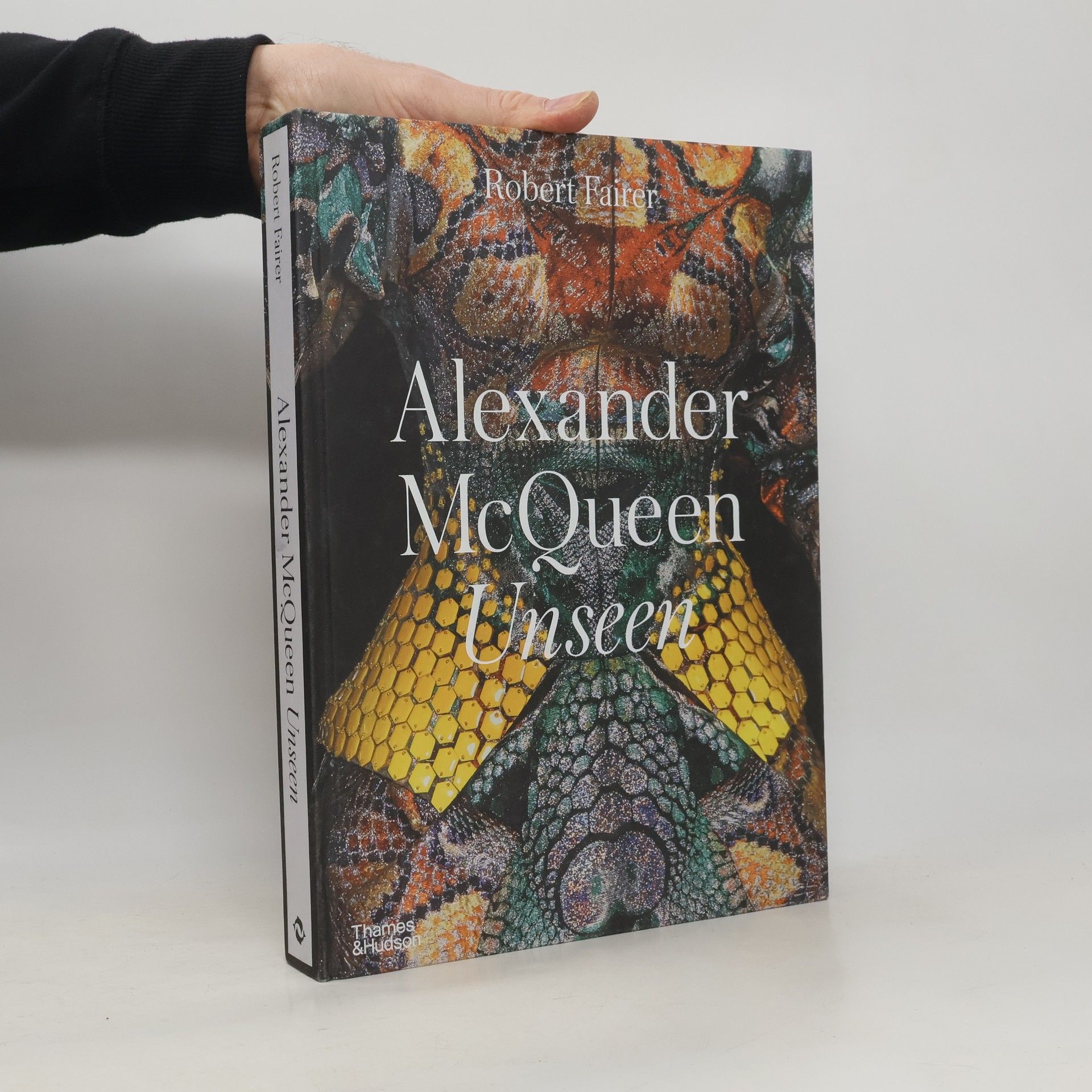 Robert Fairer Alexander McQueen: Unseen