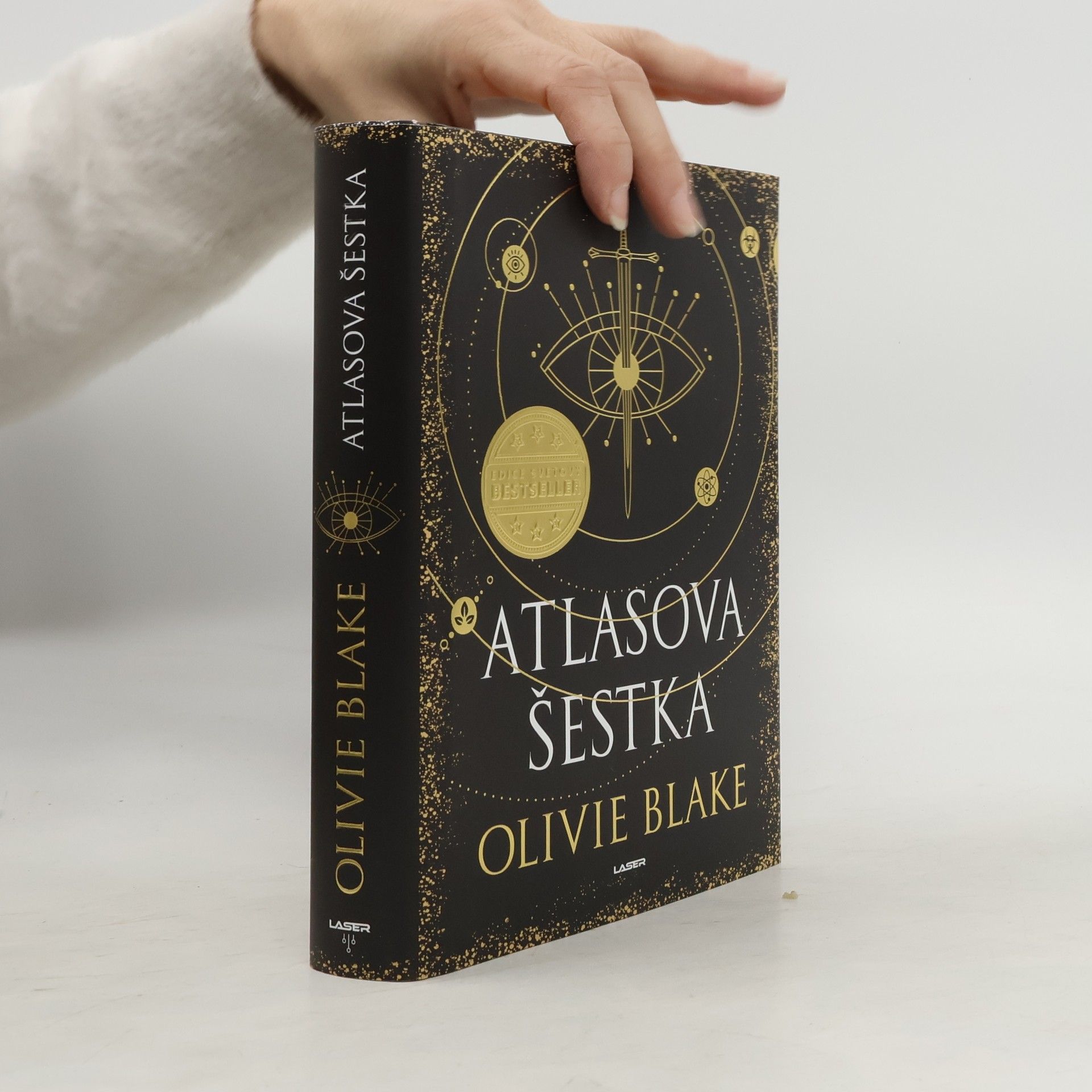 Olivie Blake Atlasova šestka