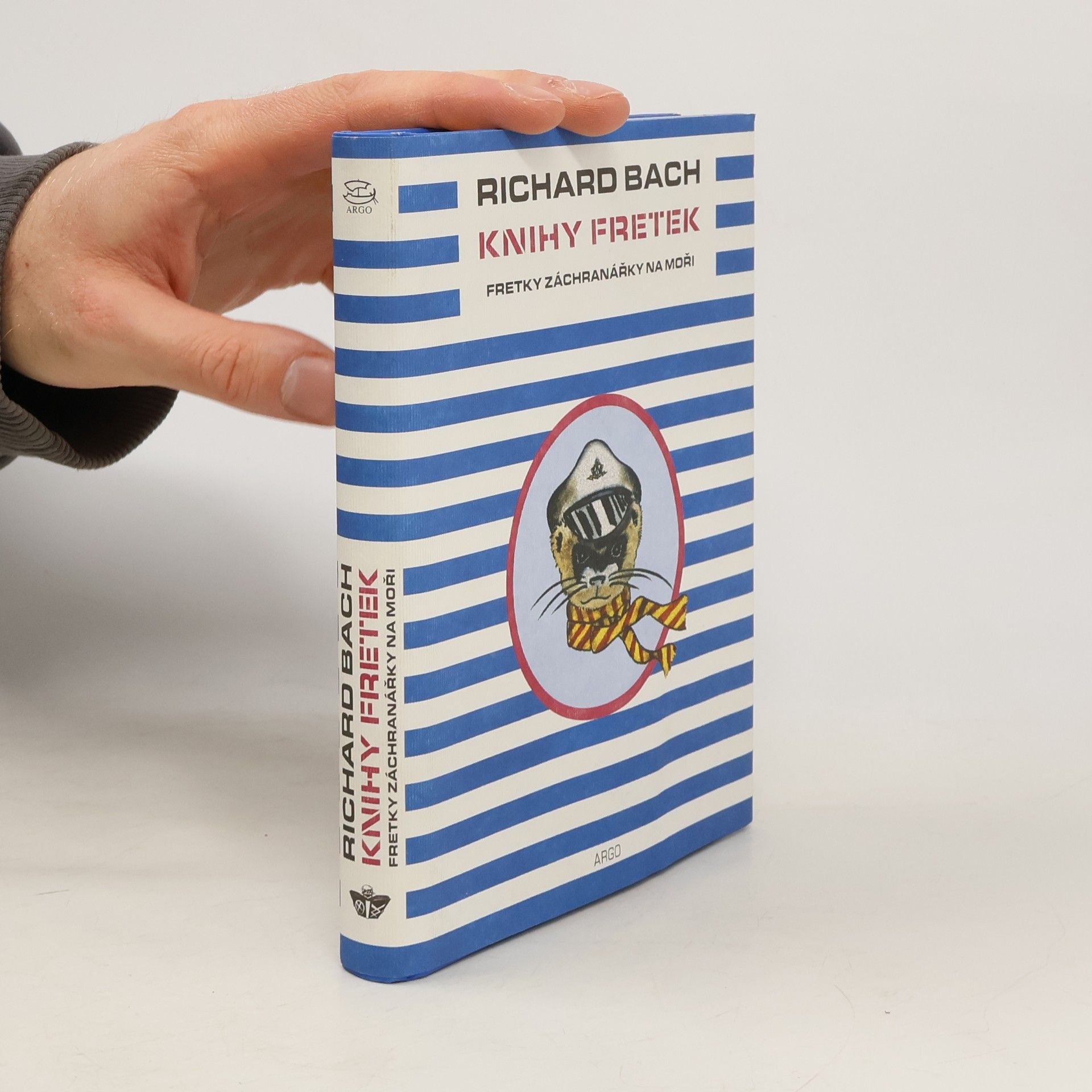 Richard Bach Fretky záchranářky na moři