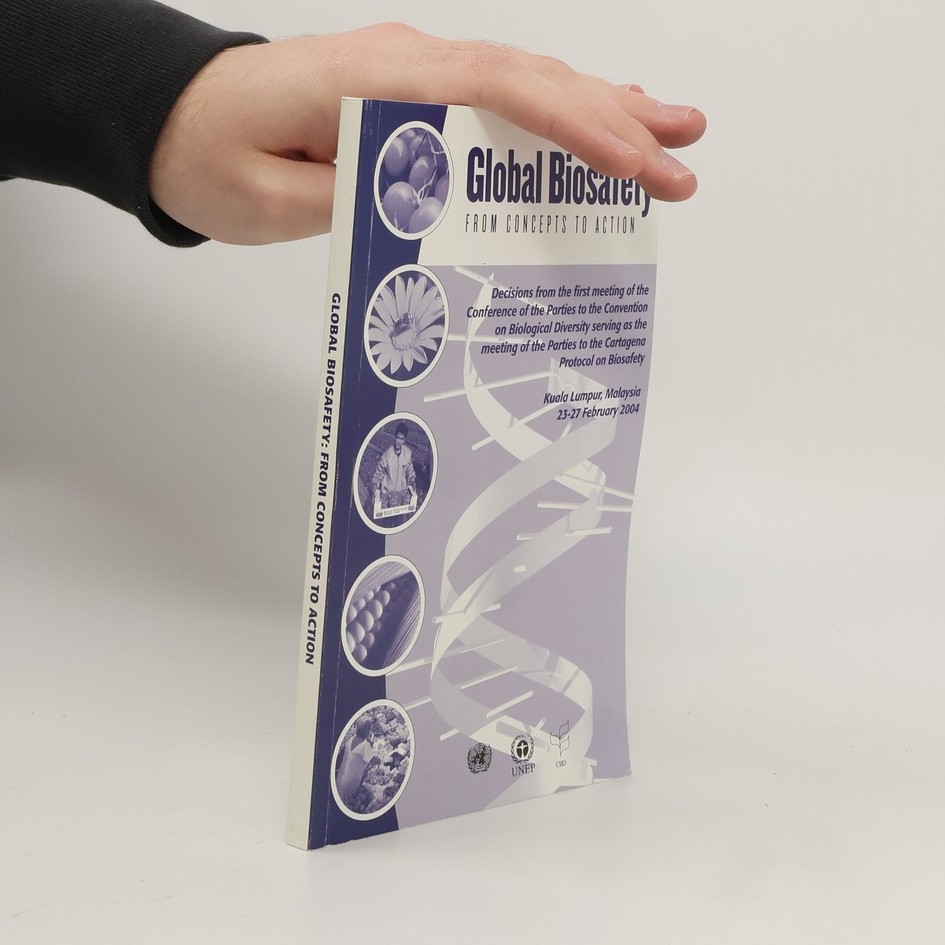 Collectif d'auteurs Global biosafety